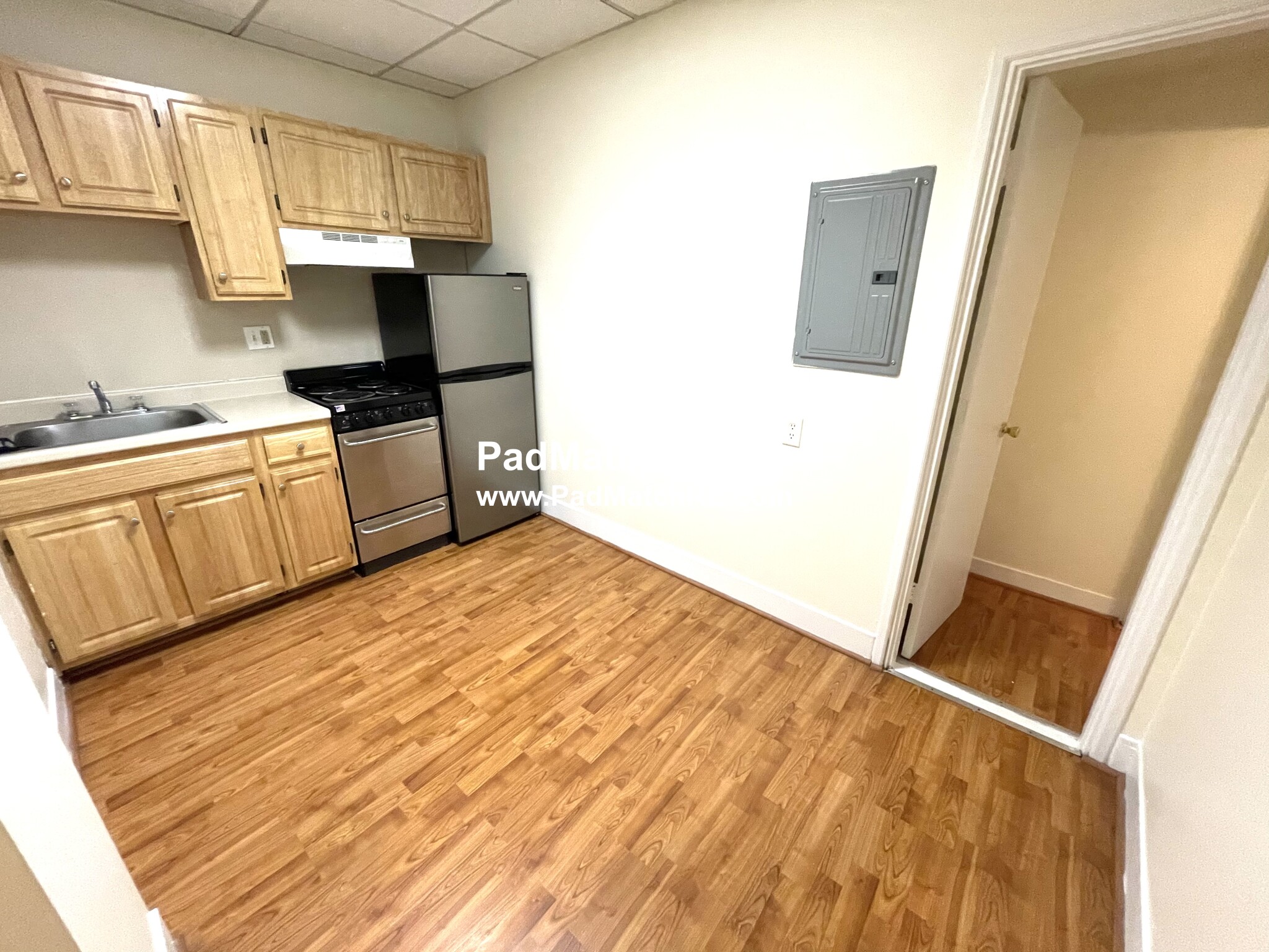 62 Boylston St, Downtown