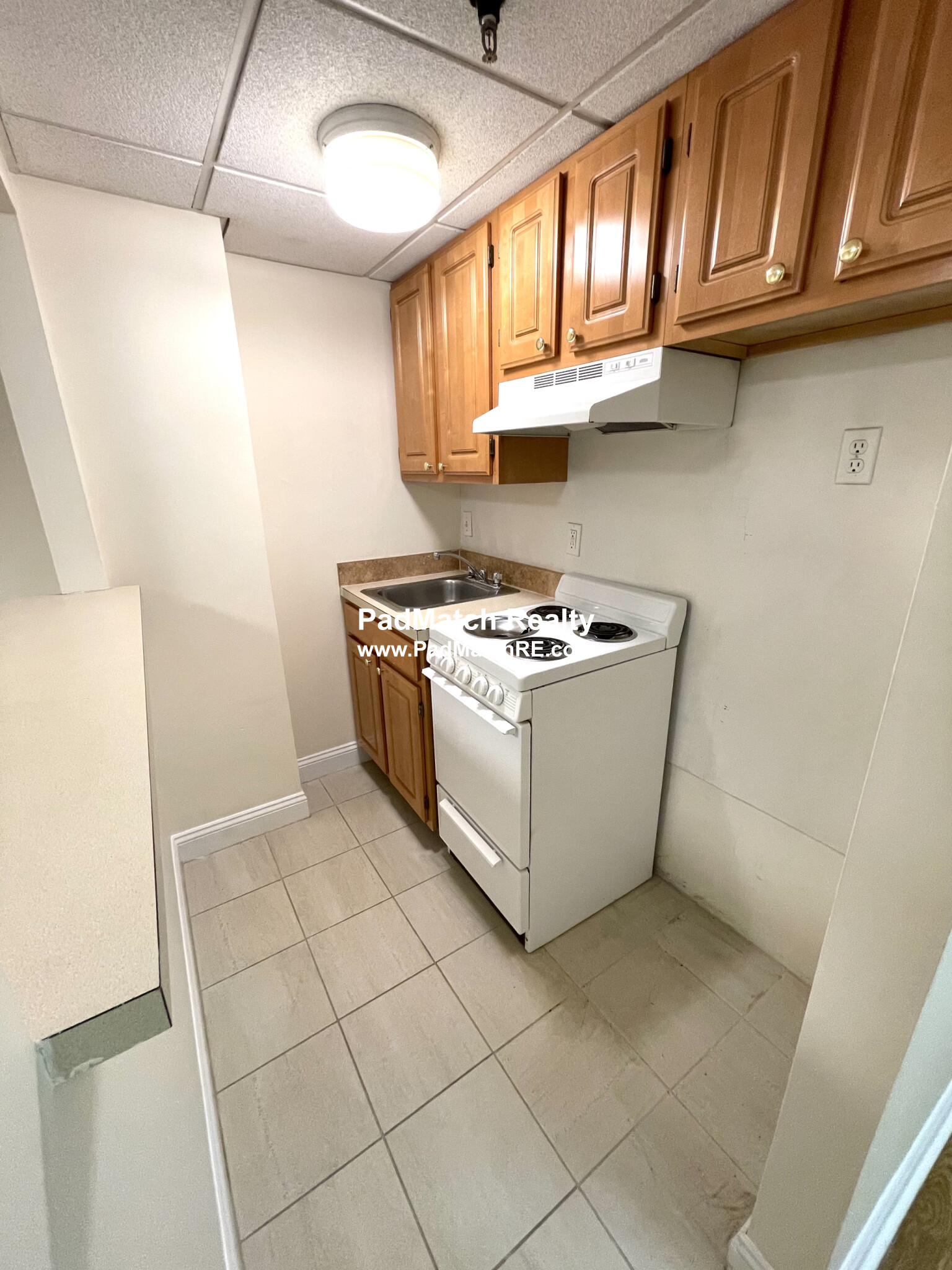 Photo 3 of 62 Boylston St. Unit L08
