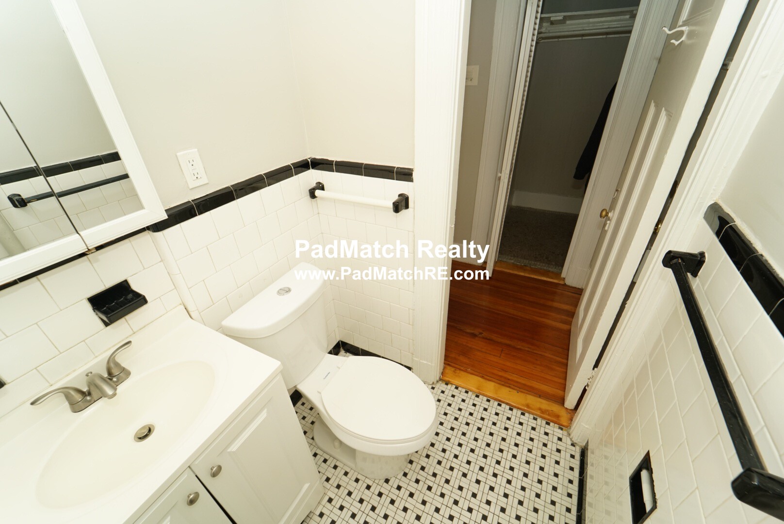 9 Sewall Ave, Coolidge Corner