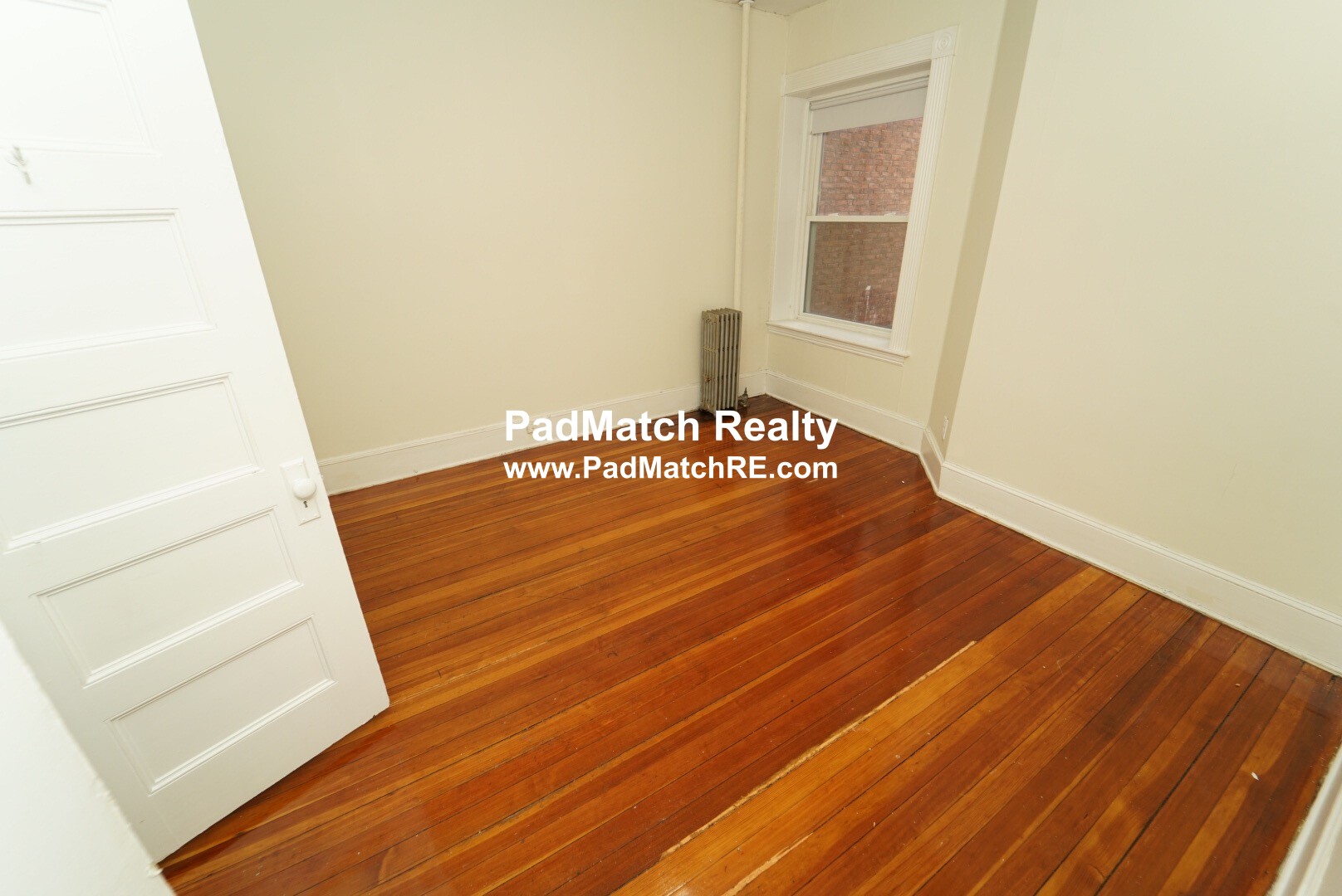 1595 Beacon St, Washington Square