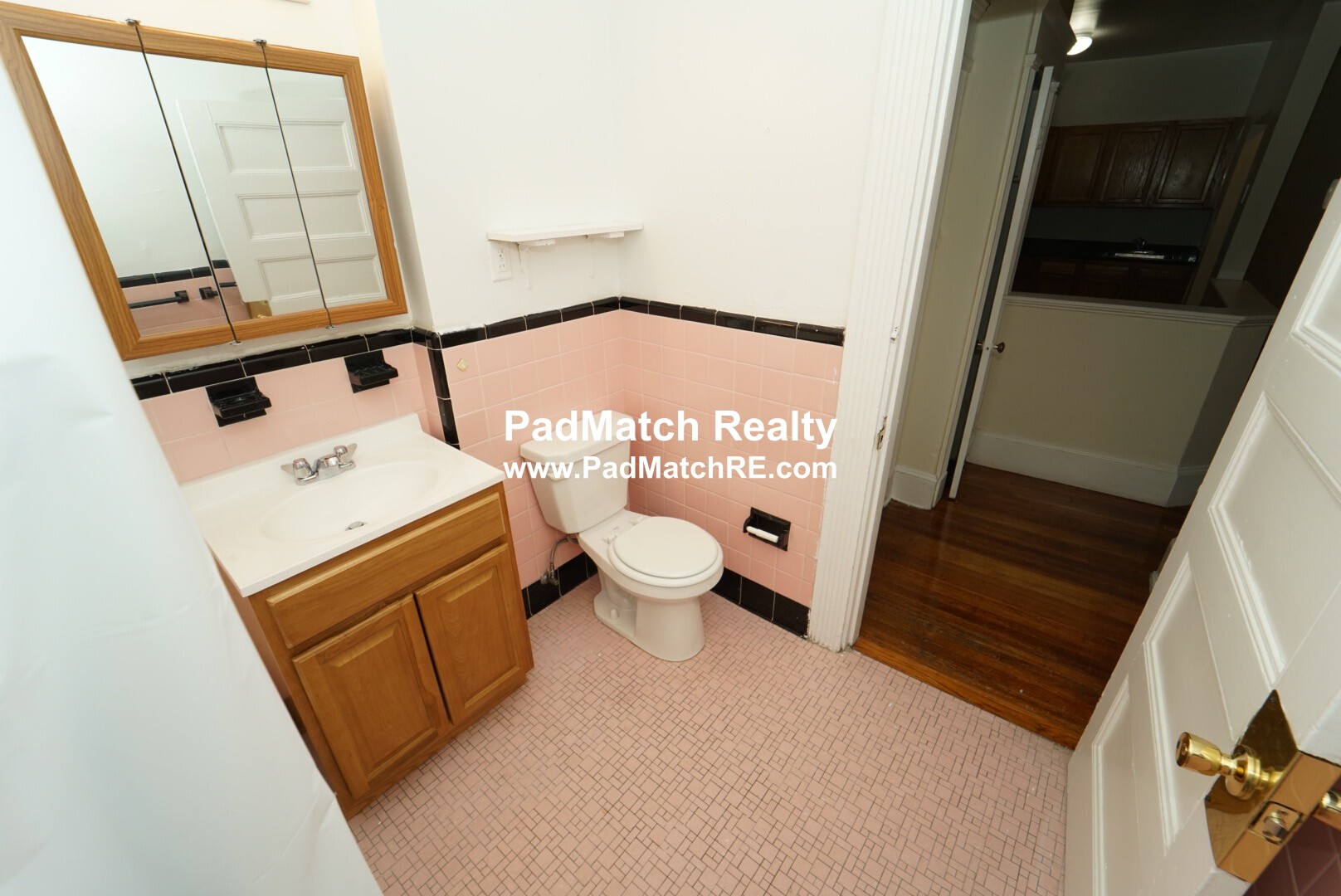 1595 Beacon St, Washington Square