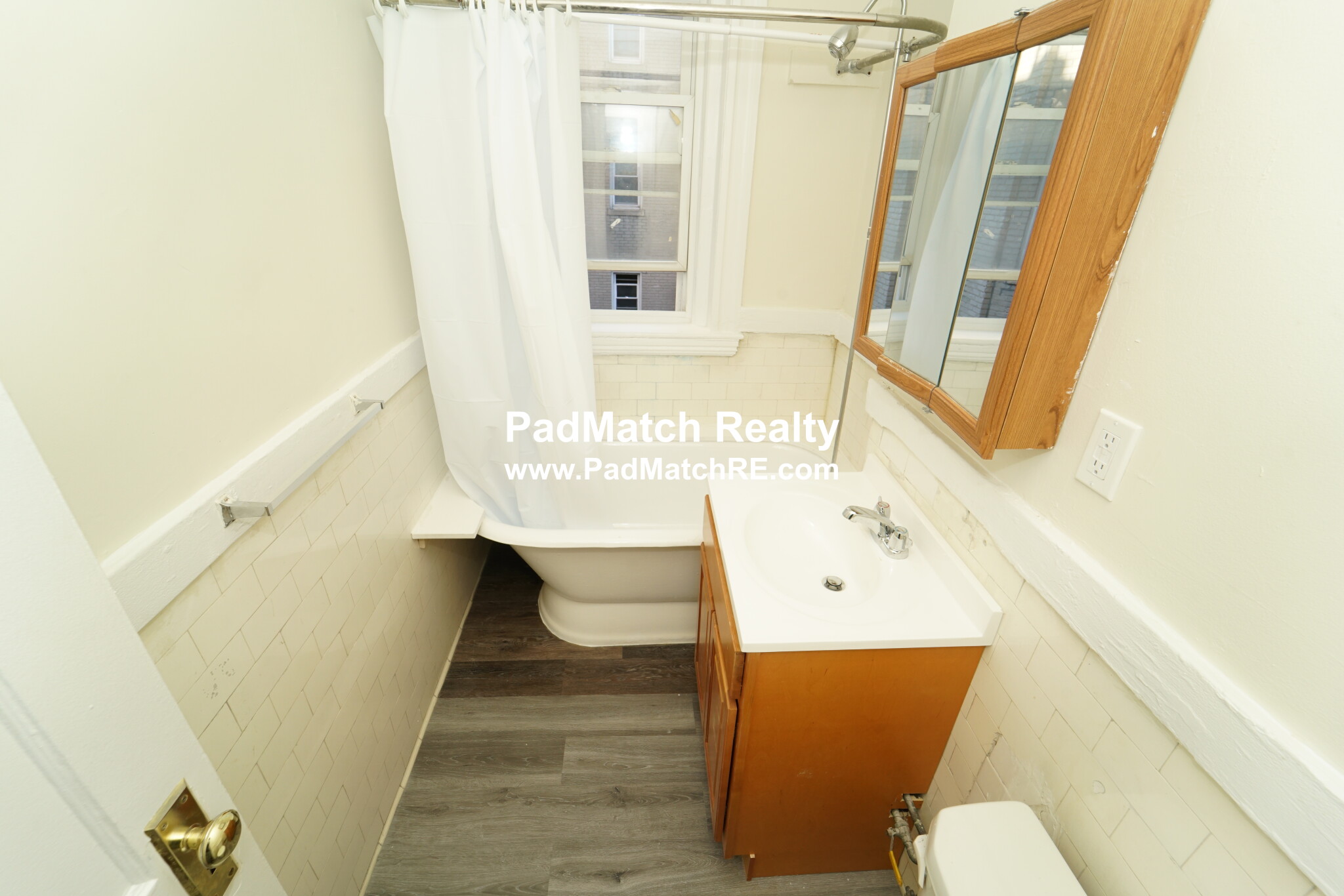 1175 Boylston St, Fenway