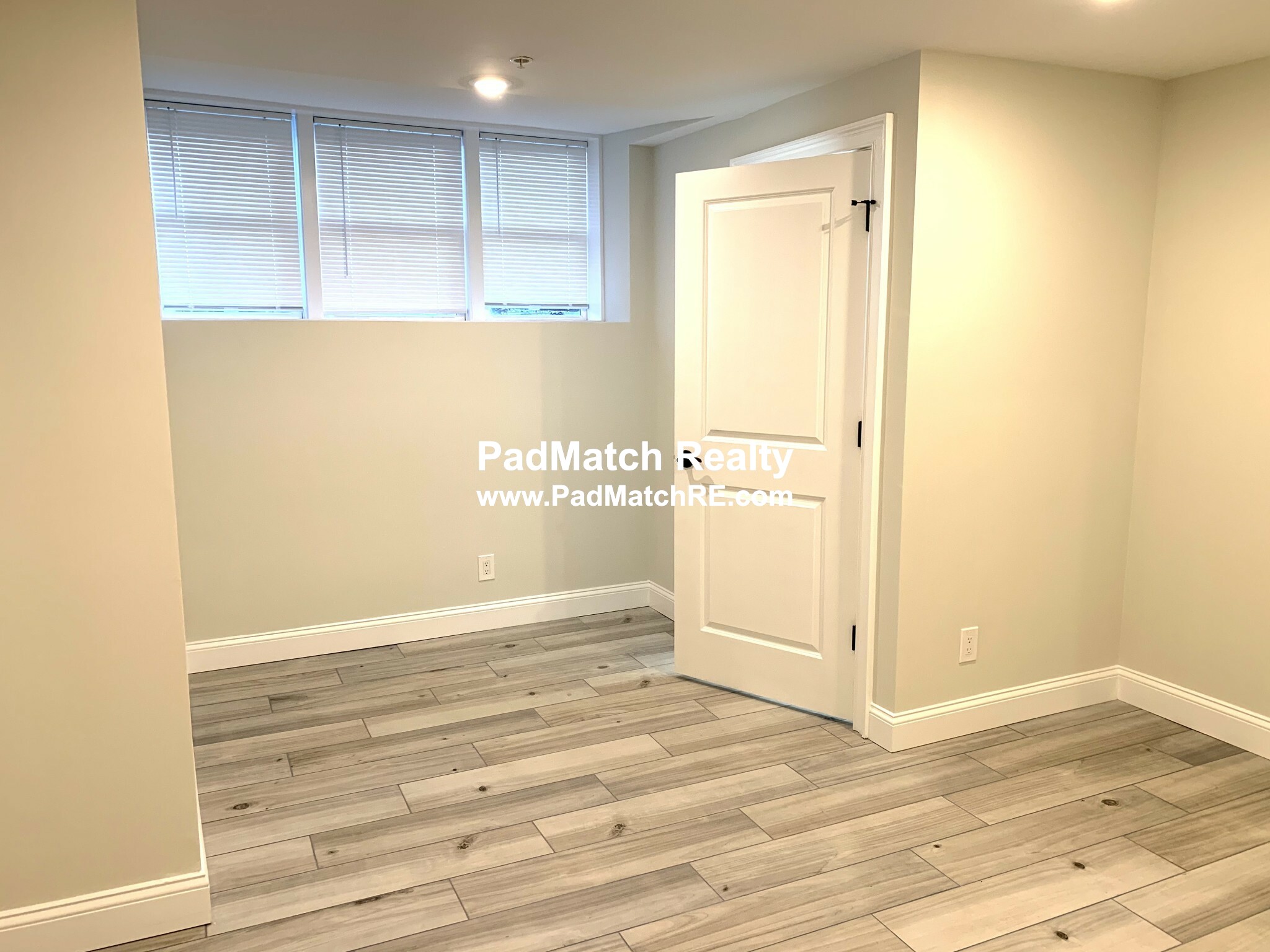 2017 Commonwealth Ave, Brighton