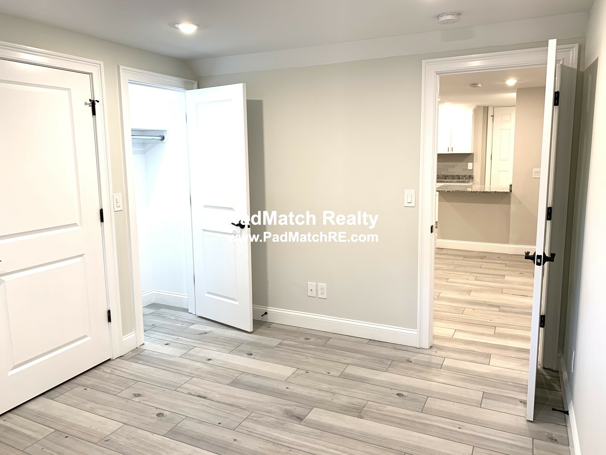 2017 Commonwealth Ave, Brighton