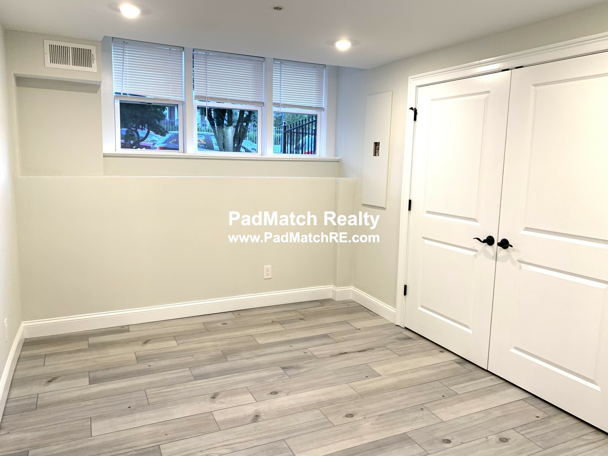 2017 Commonwealth Ave, Brighton