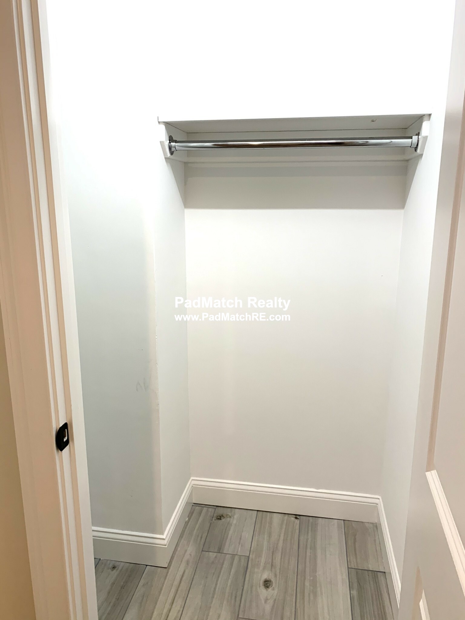 2017 Commonwealth Ave, Brighton