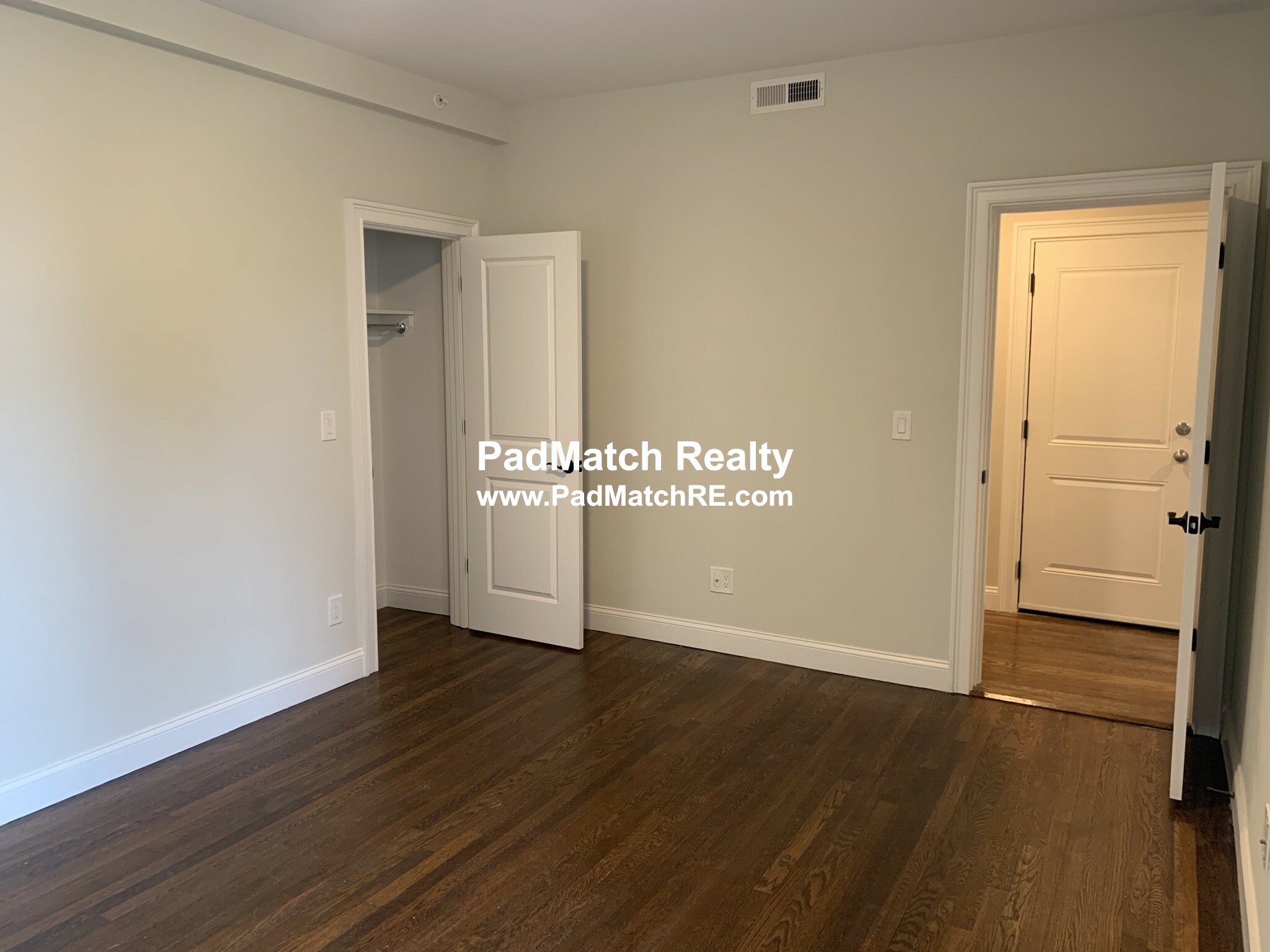 Photo 9 of 2017 Commonwealth Ave. Unit 4