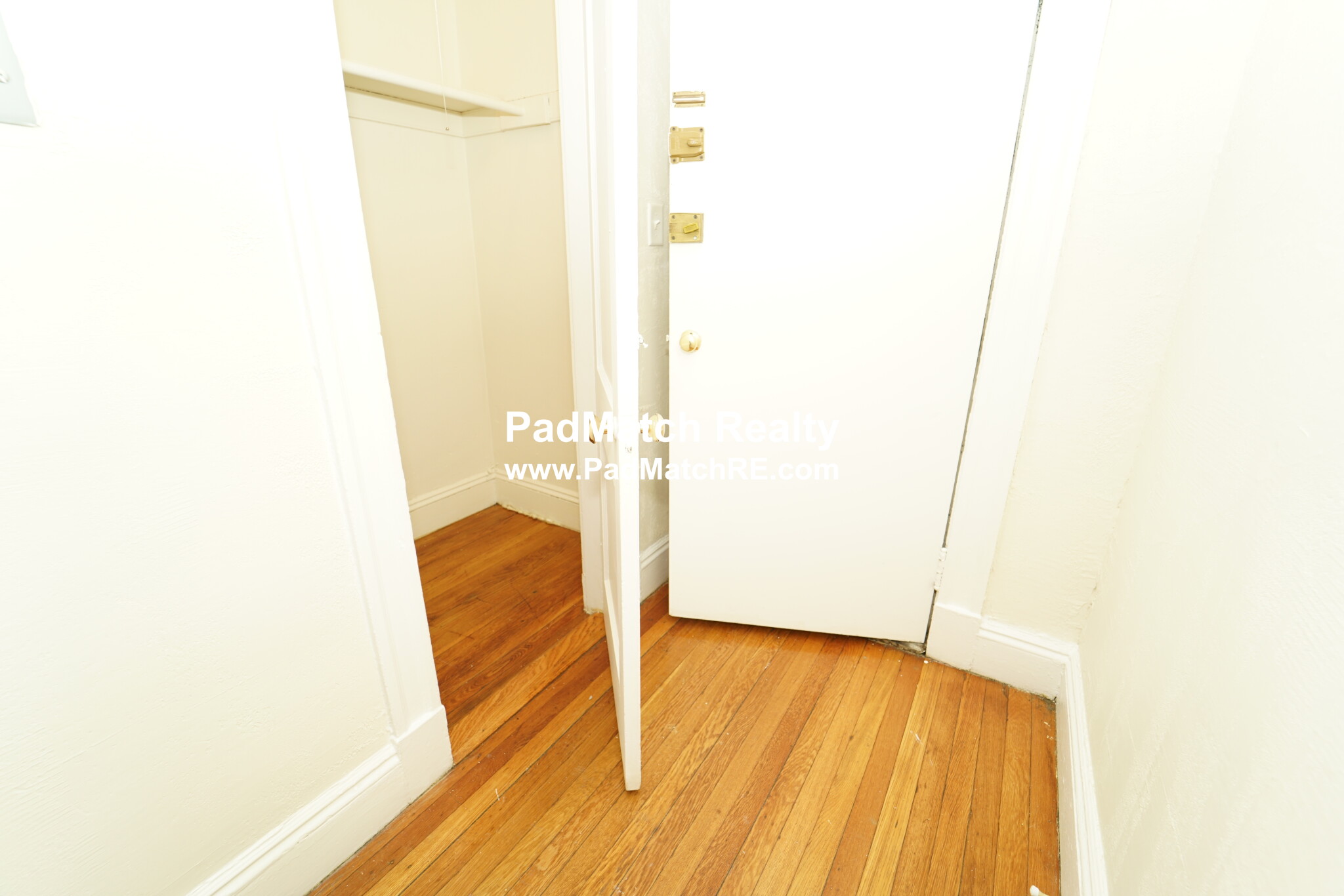 1171 Boylston St, Fenway