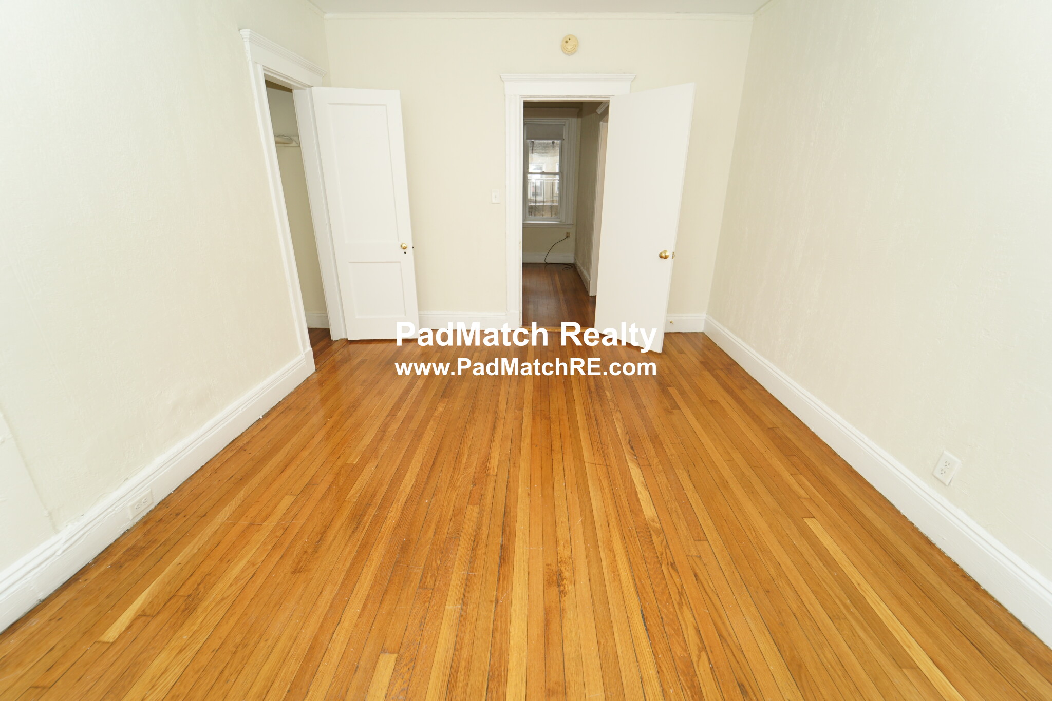 1171 Boylston St, Fenway