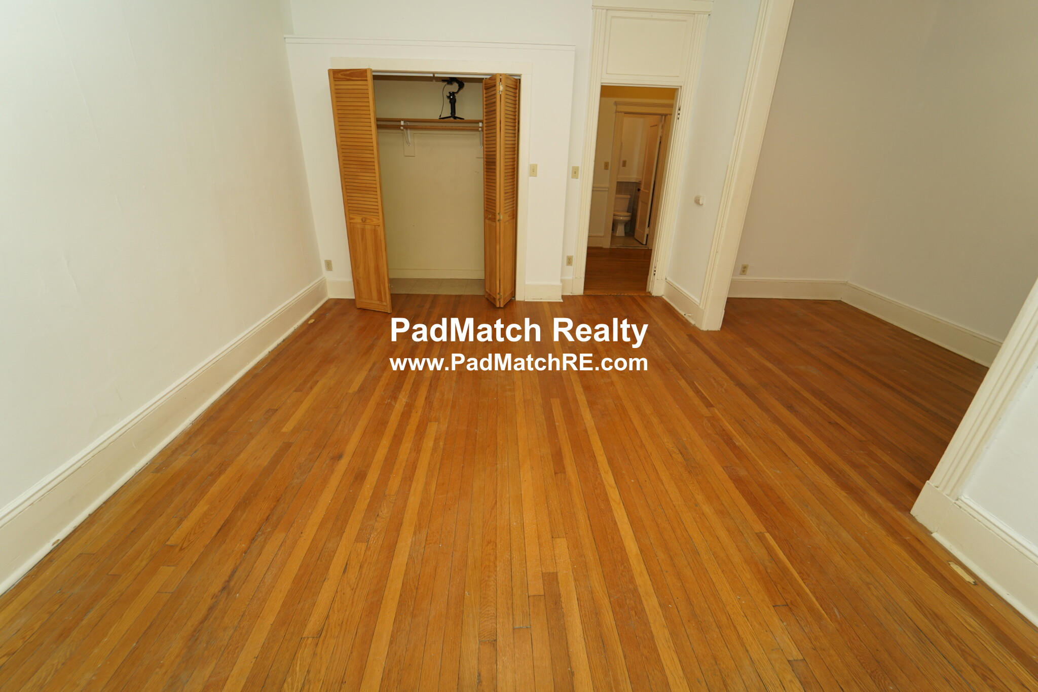 14 Palace Rd, Fenway