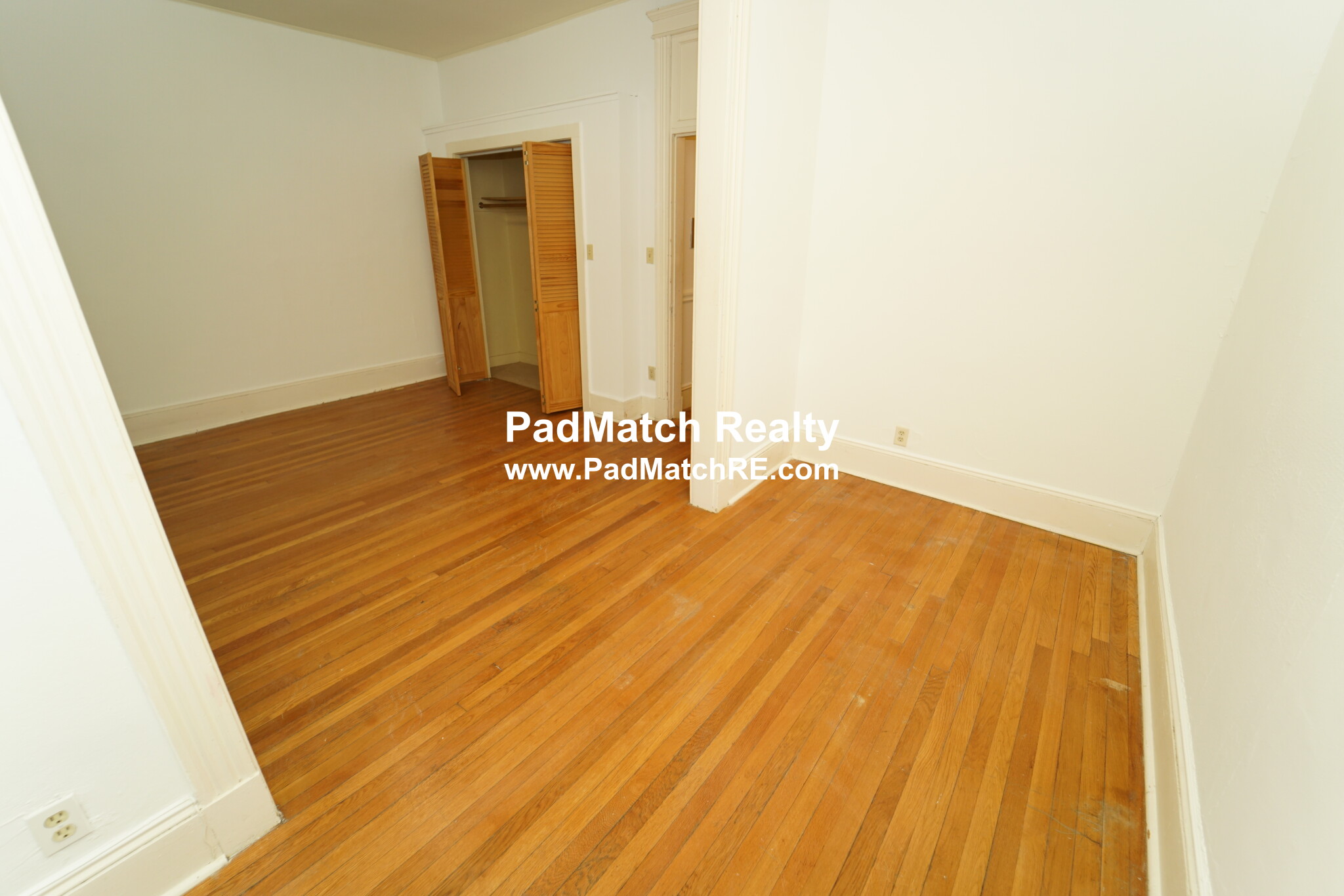 14 Palace Rd, Fenway