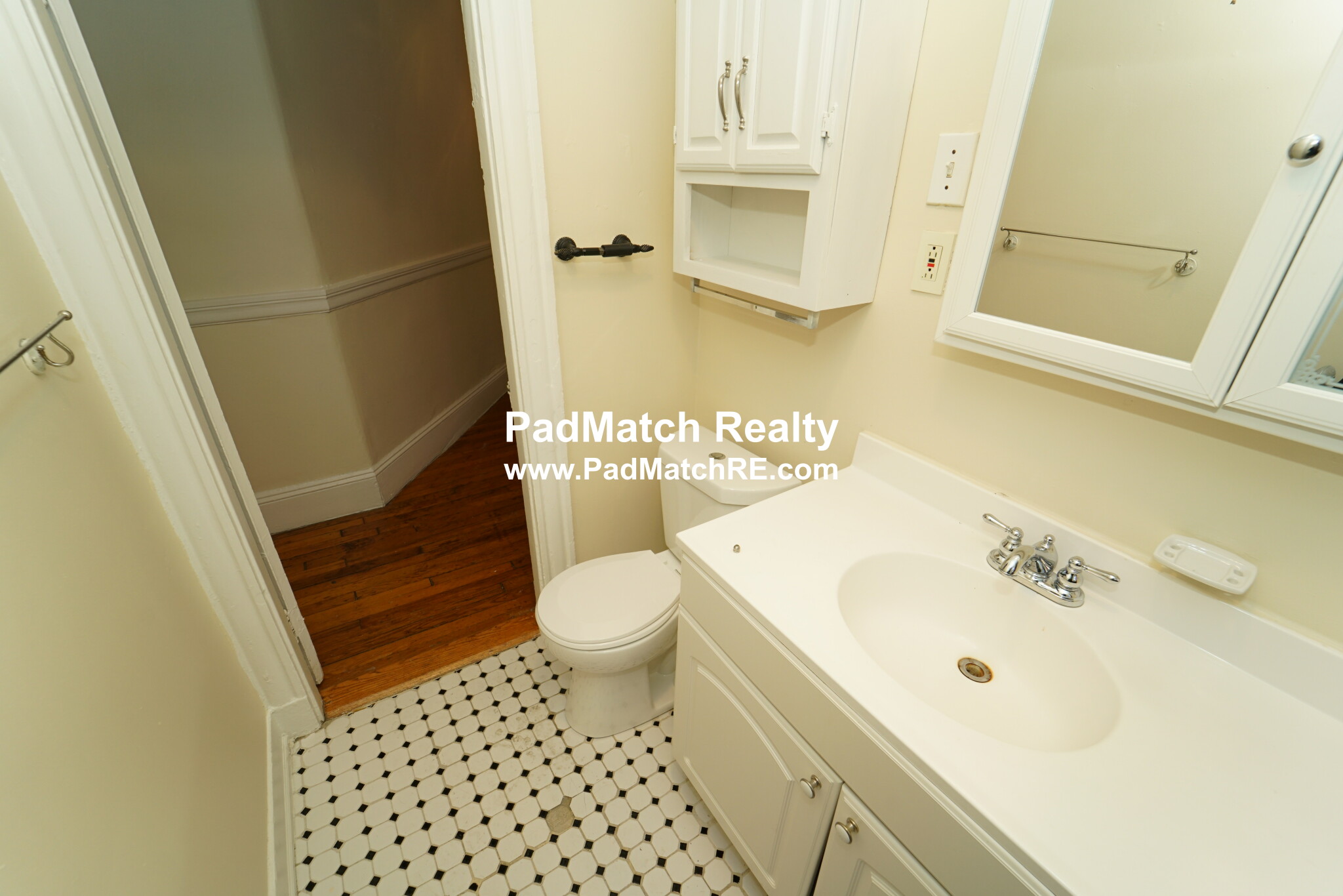 2 bed, 1 bath apartment for rent at 10 Lothian Rd Unit 1, Brighton — photo 14 of 15