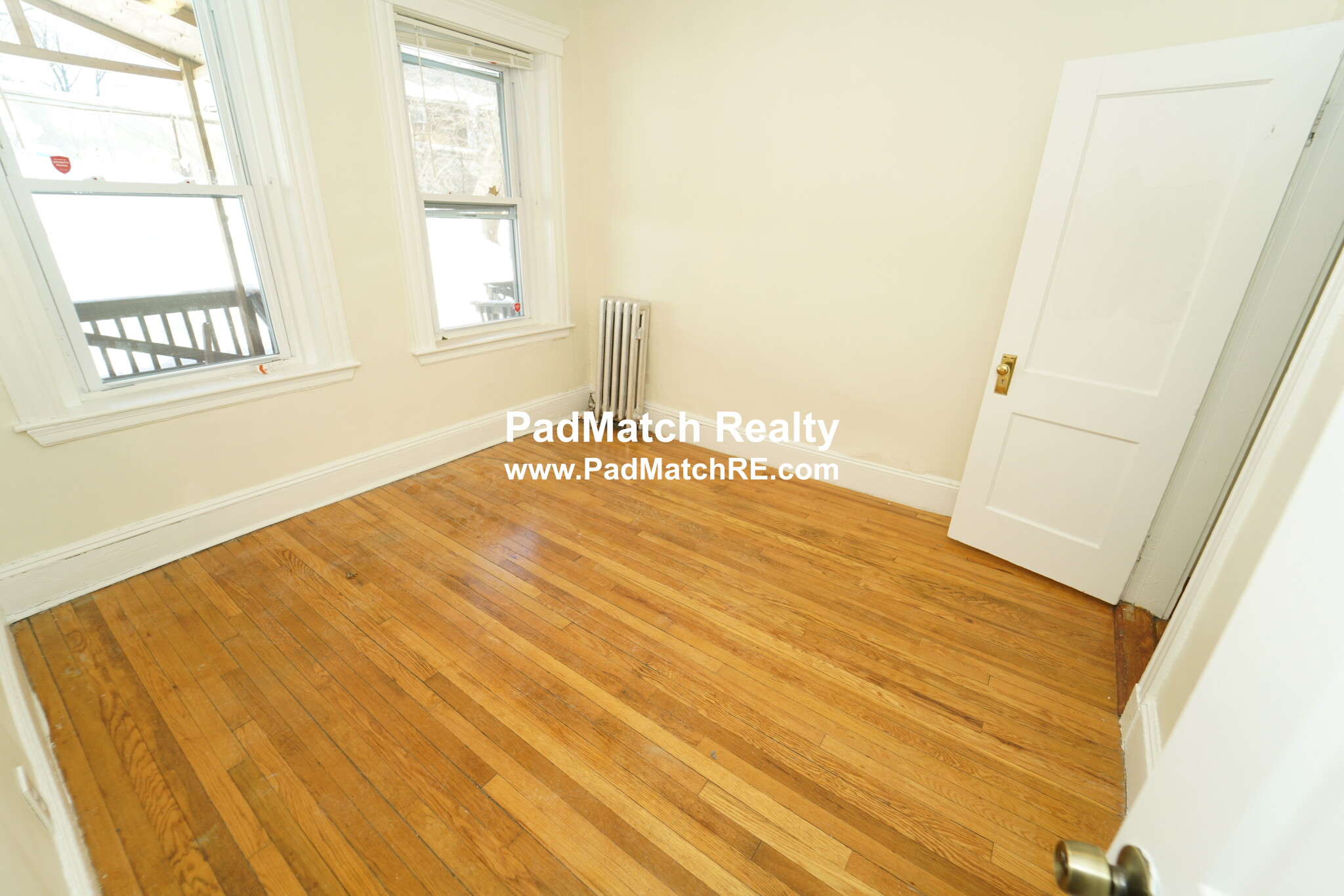 1 split bed, 1 bath apartment for rent at 10 Lothian Rd Unit 2, Brighton — photo 8 of 16