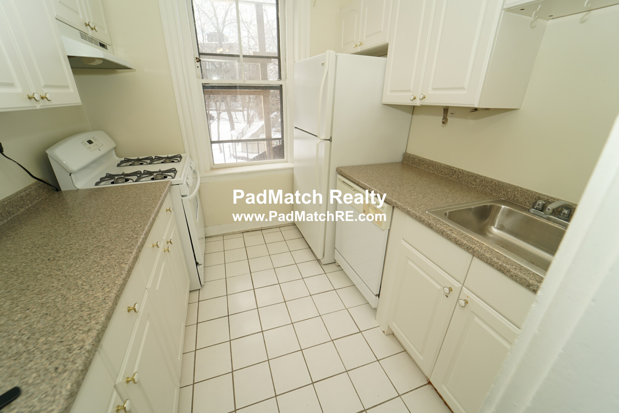 1 bed, 1 bath apartment for rent at 10 Lothian Rd Unit 9, Brighton — photo 5 of 18