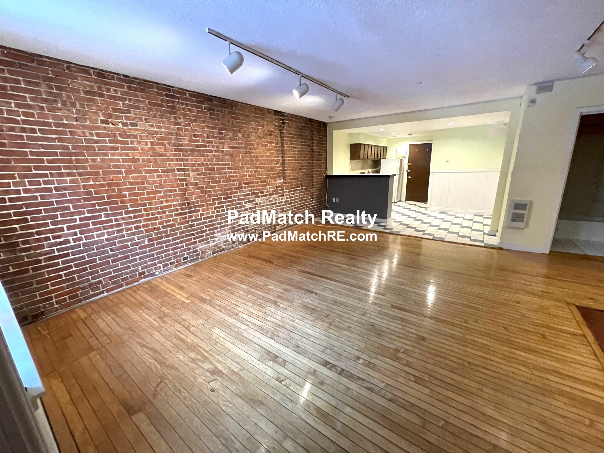 2 bed, 1 bath apartment for rent at 87 Marlborough St Unit BR, Back Bay — photo 3 of 16