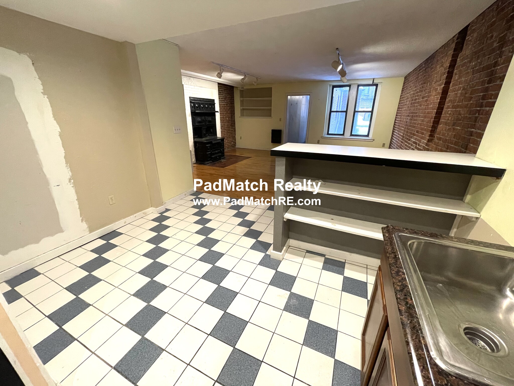 2 bed, 1 bath apartment for rent at 87 Marlborough St Unit BR, Back Bay — photo 7 of 16
