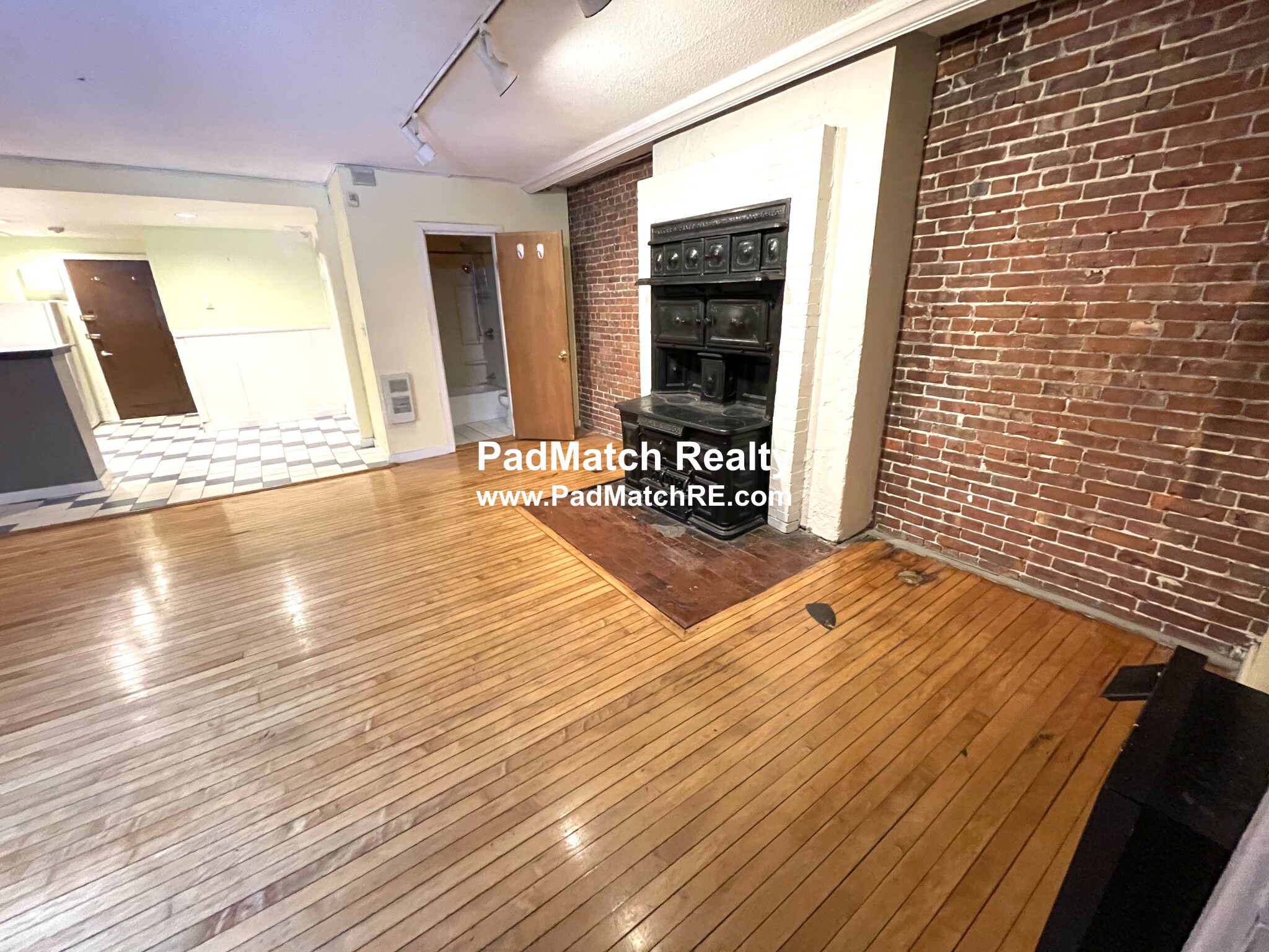 2 bed, 1 bath apartment for rent at 87 Marlborough St Unit BR, Back Bay — photo 5 of 16