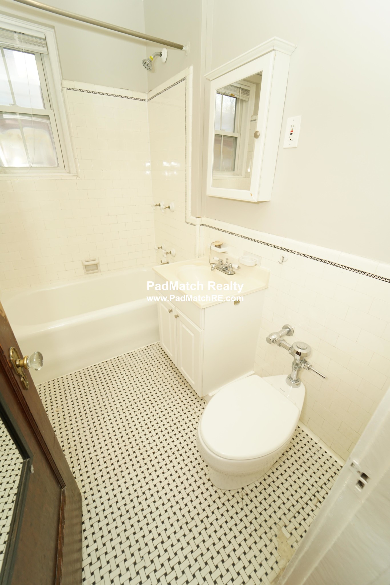 119 College Ave, Davis Square