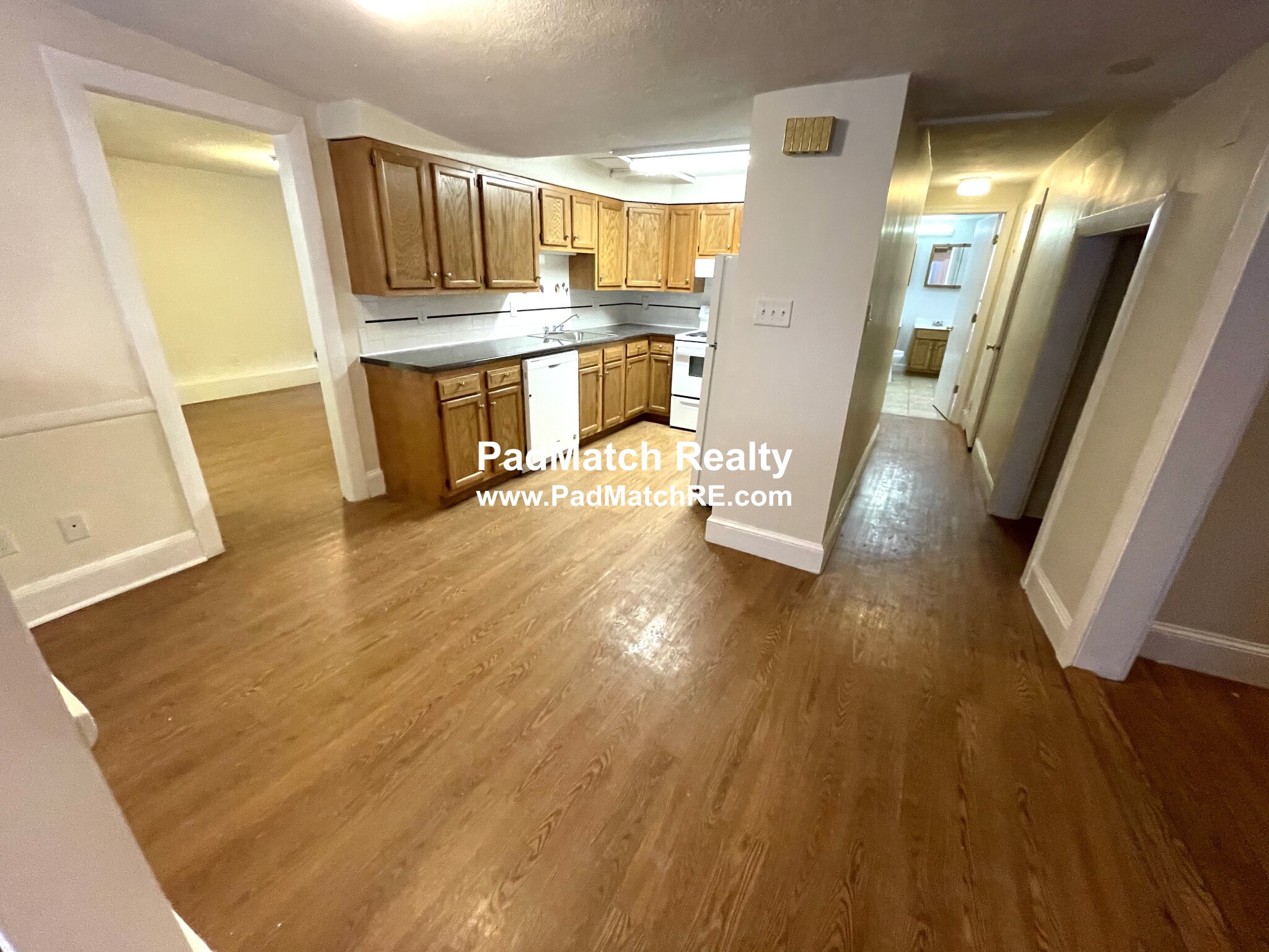 33 Lancaster Ter, Washington Square