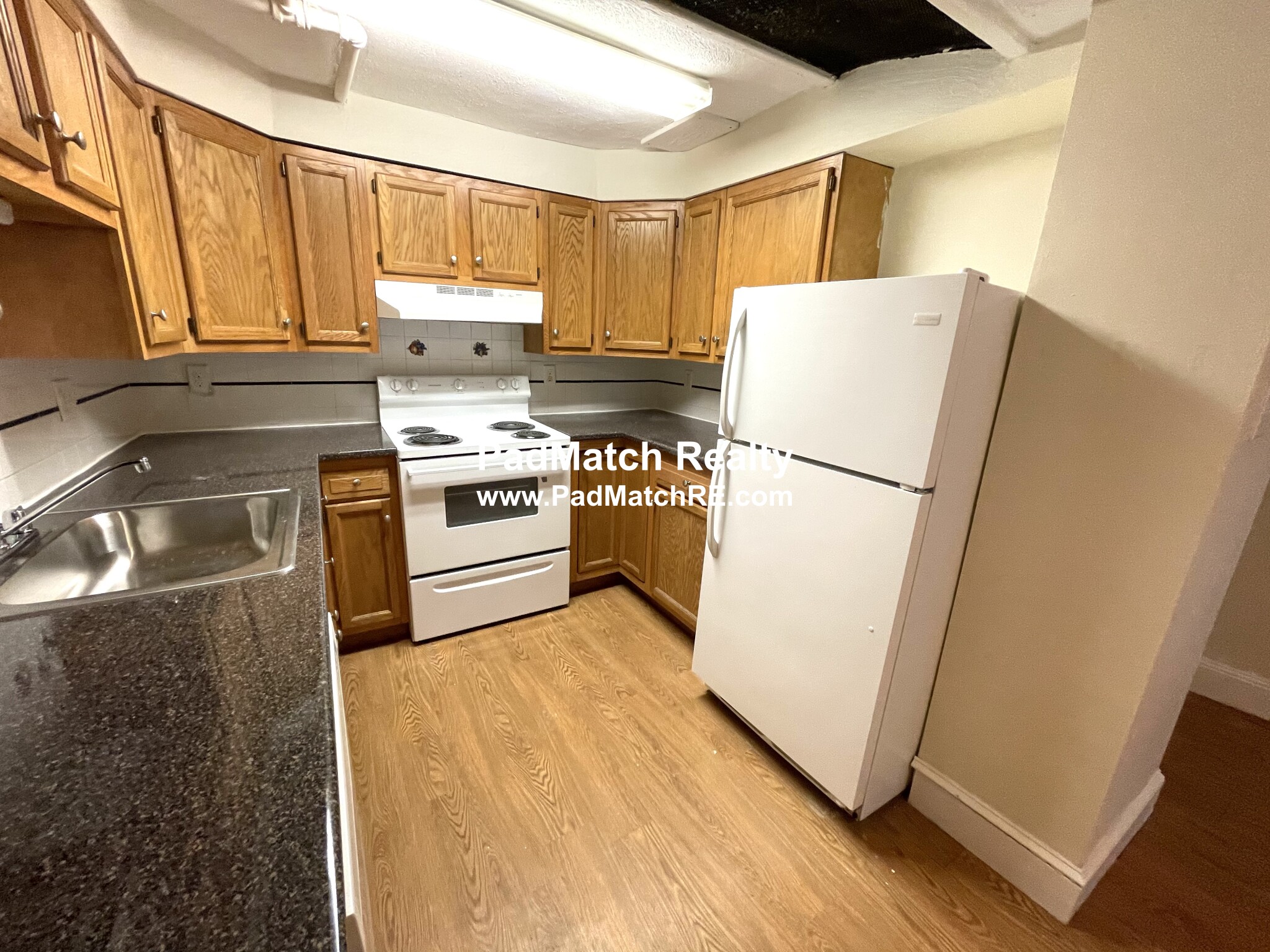 33 Lancaster Ter, Washington Square