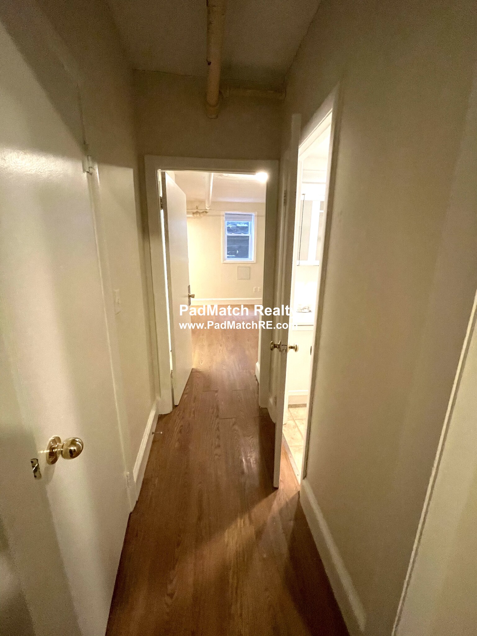 33 Lancaster Ter, Washington Square