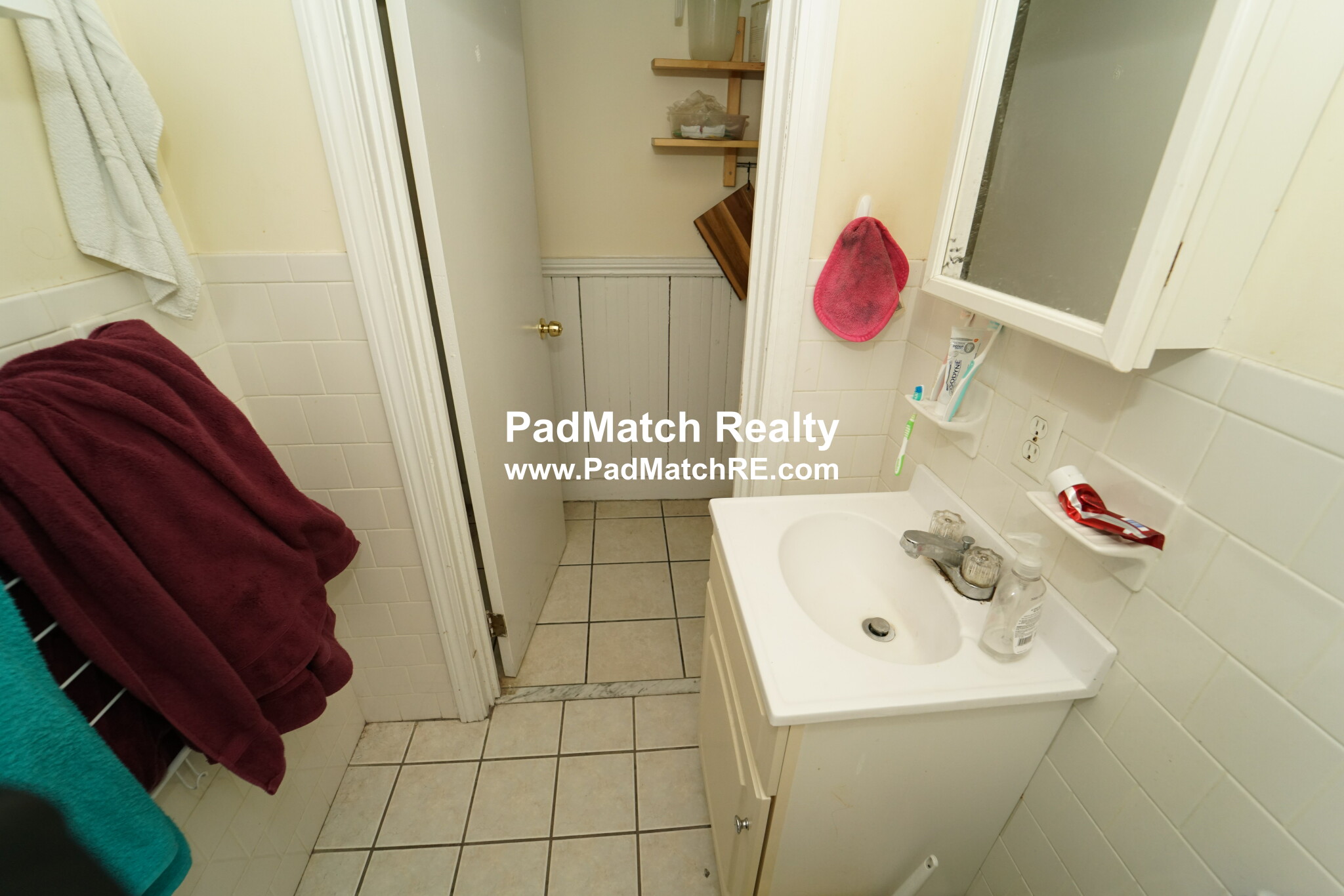 4 bed, 2 bath apartment for rent at 35 Chester St Unit 2, Allston — photo 16 of 28