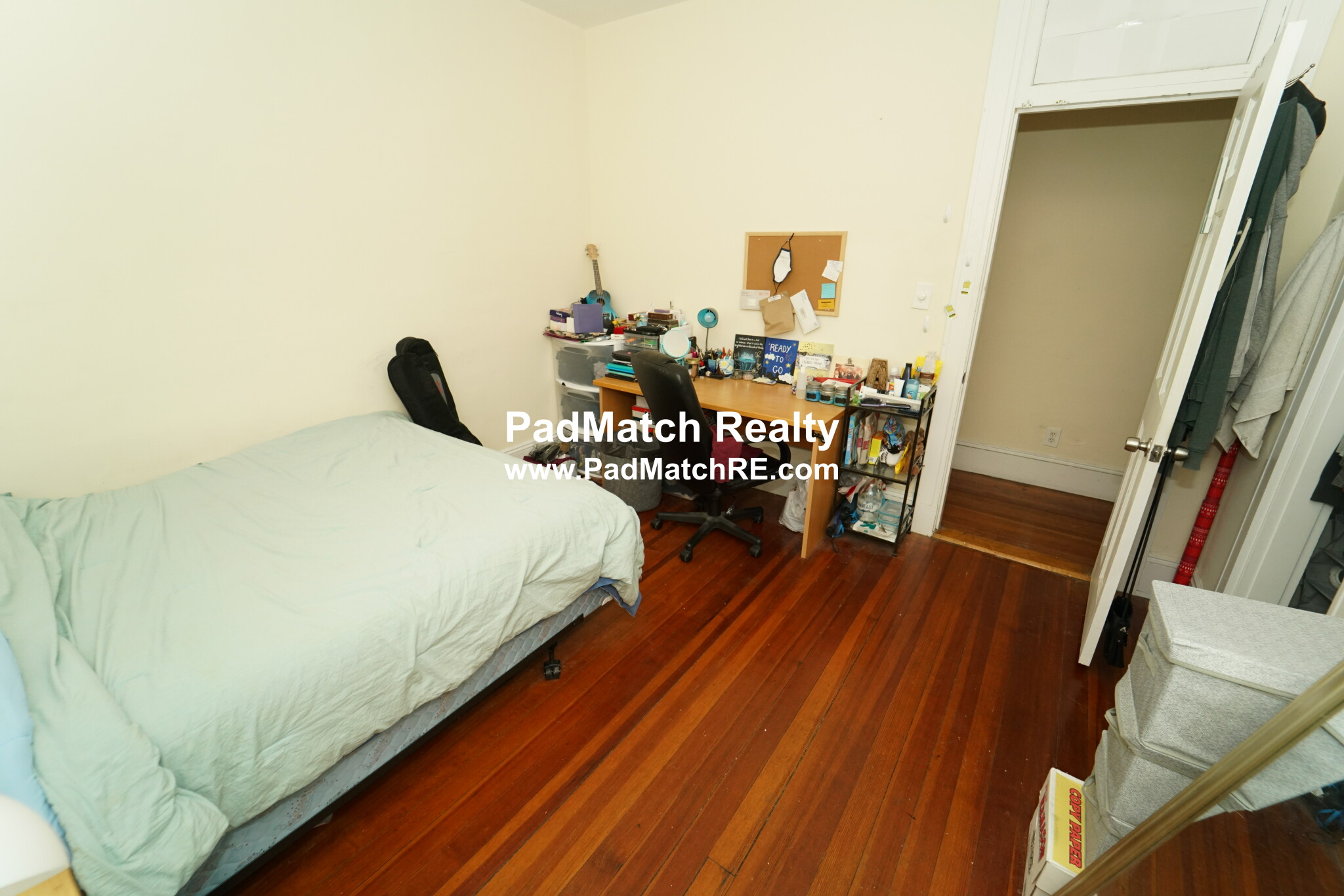 4 bed, 2 bath apartment for rent at 35 Chester St Unit 2, Allston — photo 11 of 28