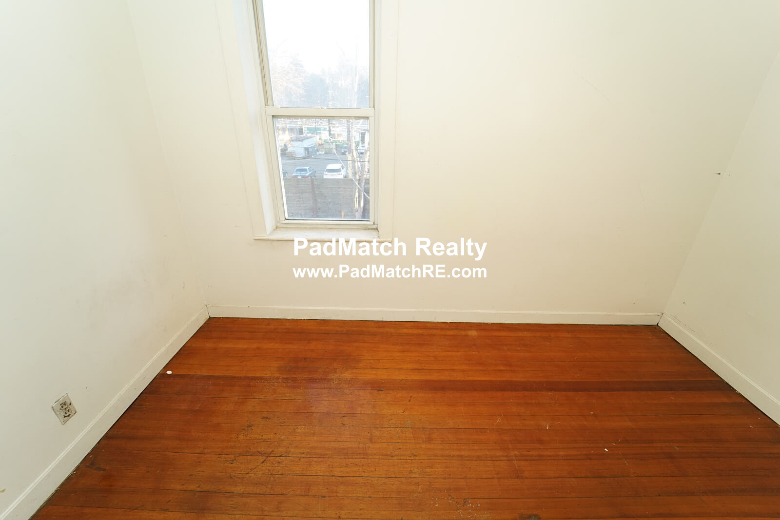 1905 Beacon St, Washington Square