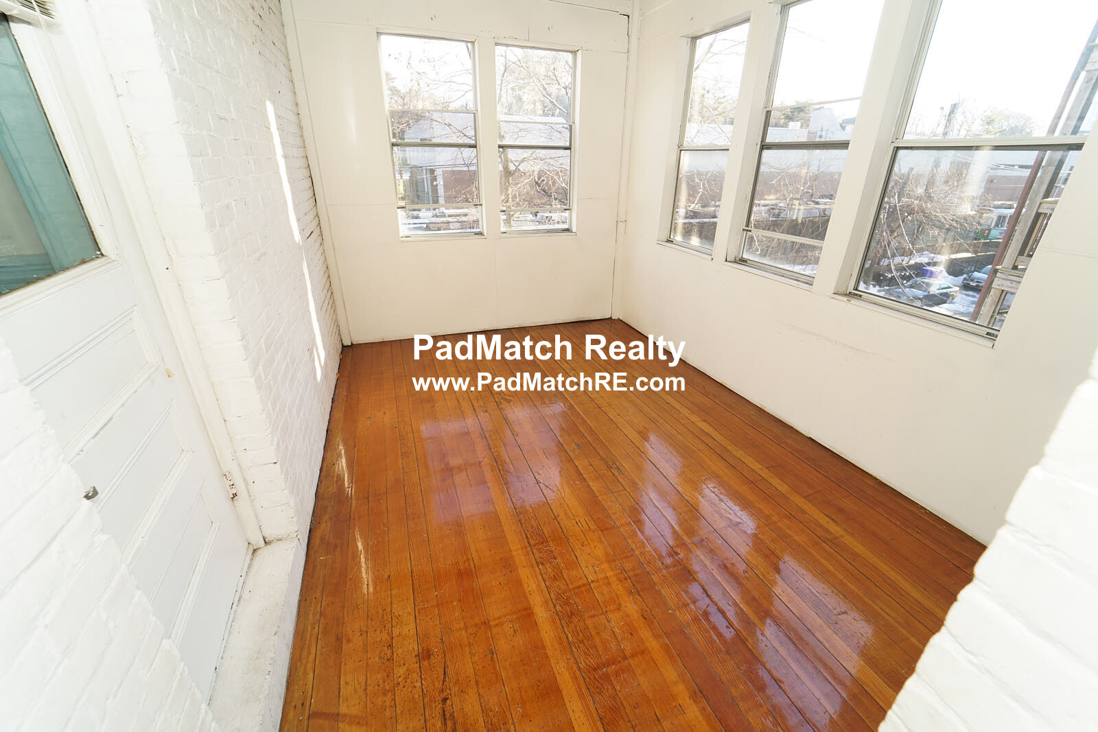 1905 Beacon St, Washington Square