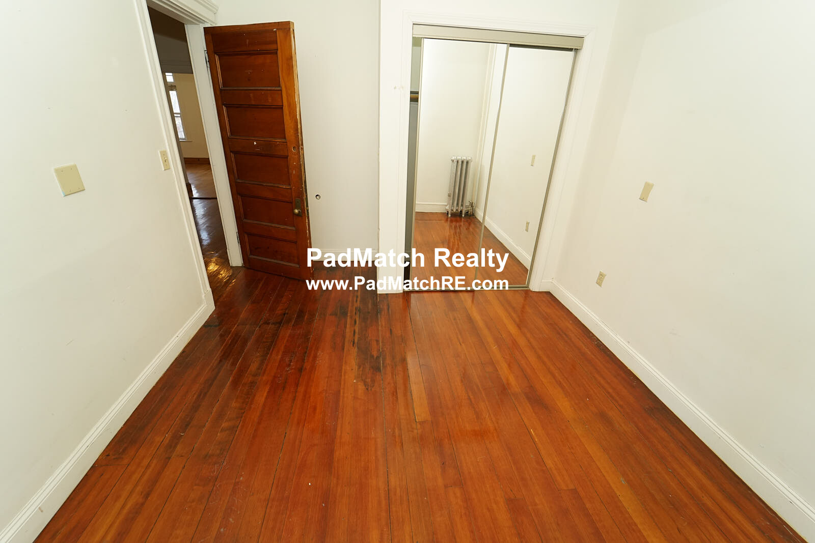 1905 Beacon St, Washington Square