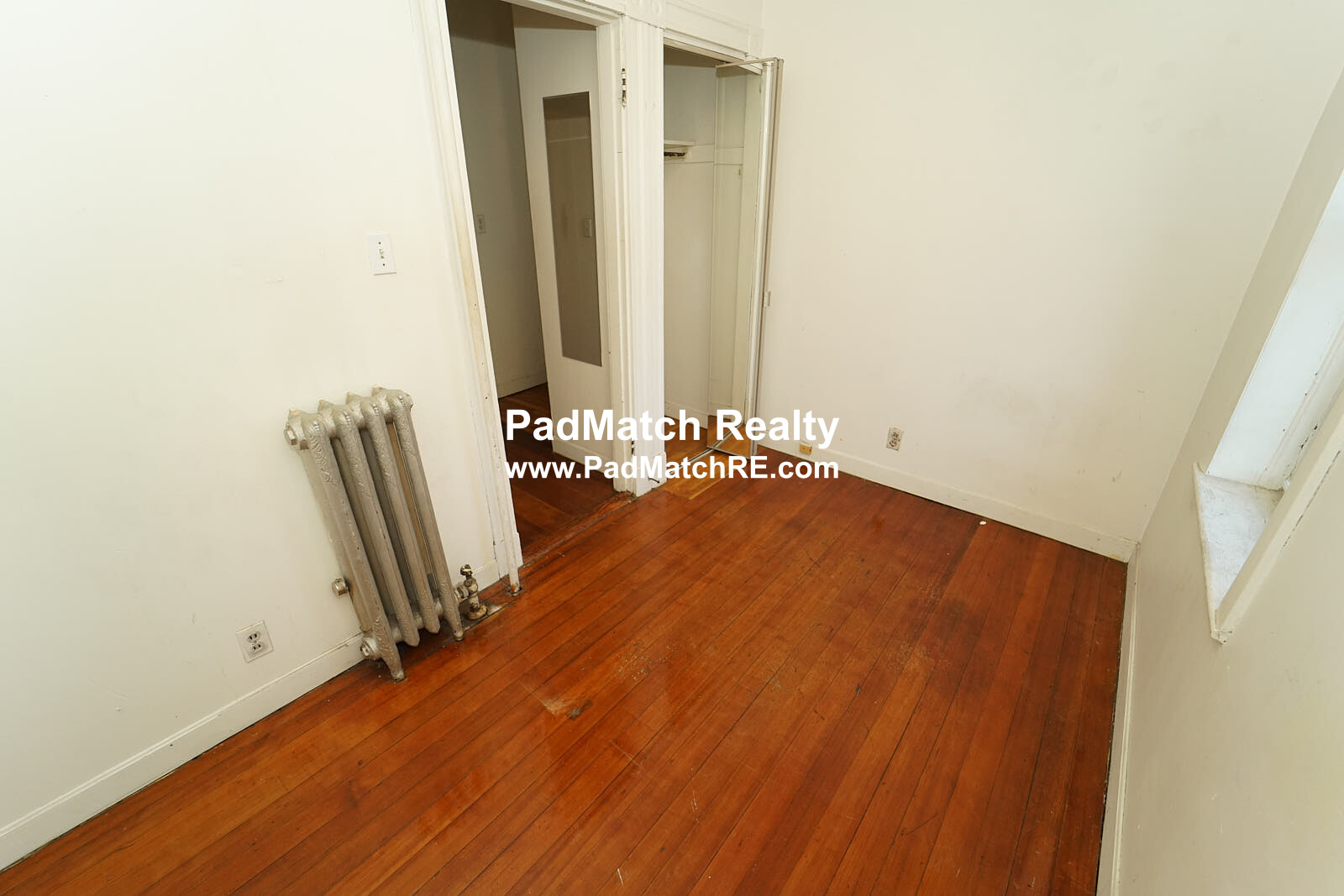 1905 Beacon St, Washington Square