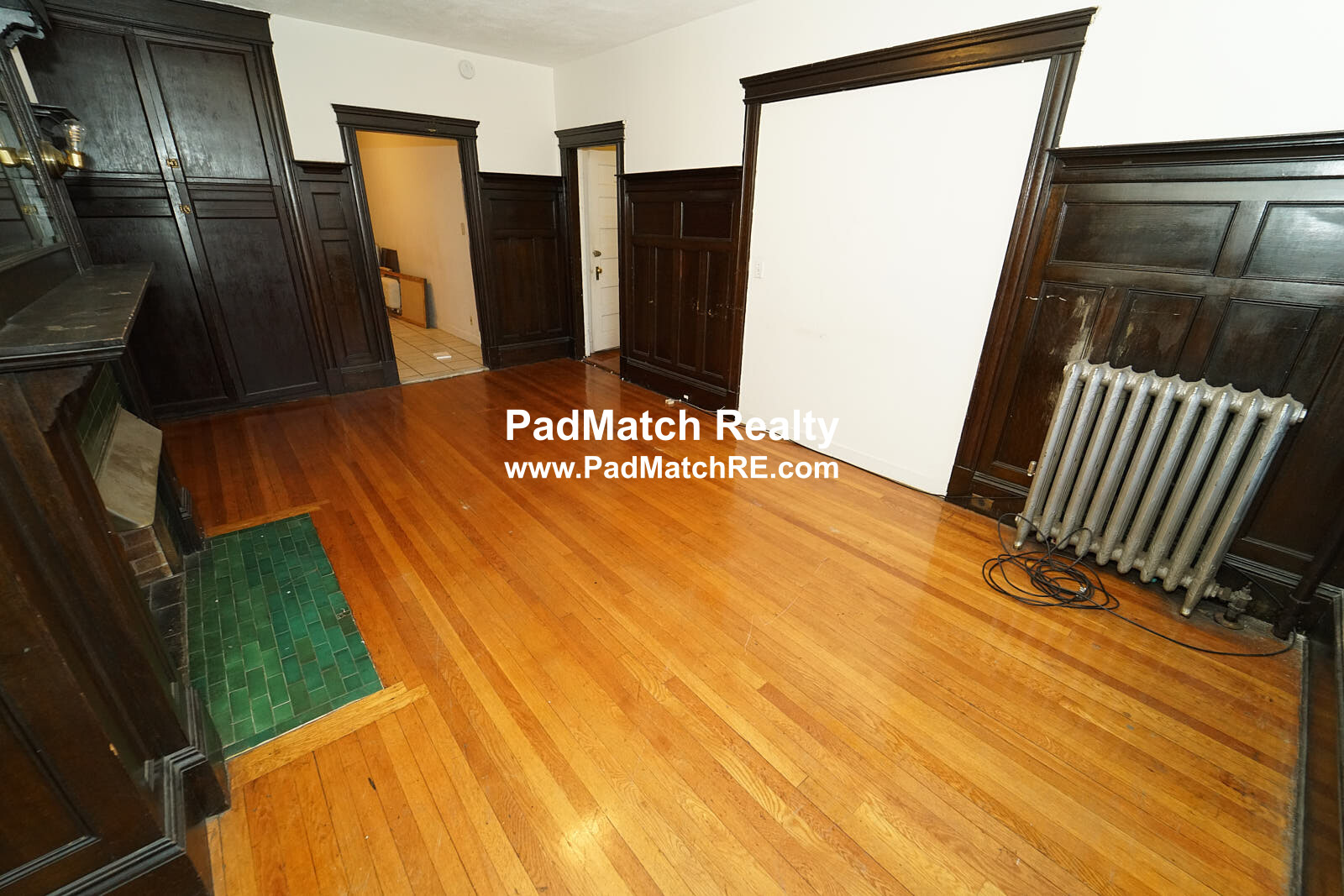 1905 Beacon St, Washington Square