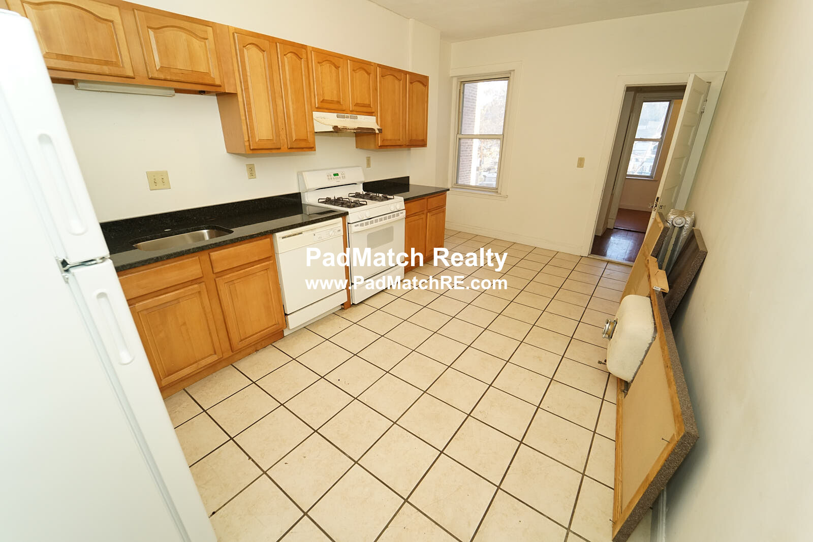 1905 Beacon St, Washington Square