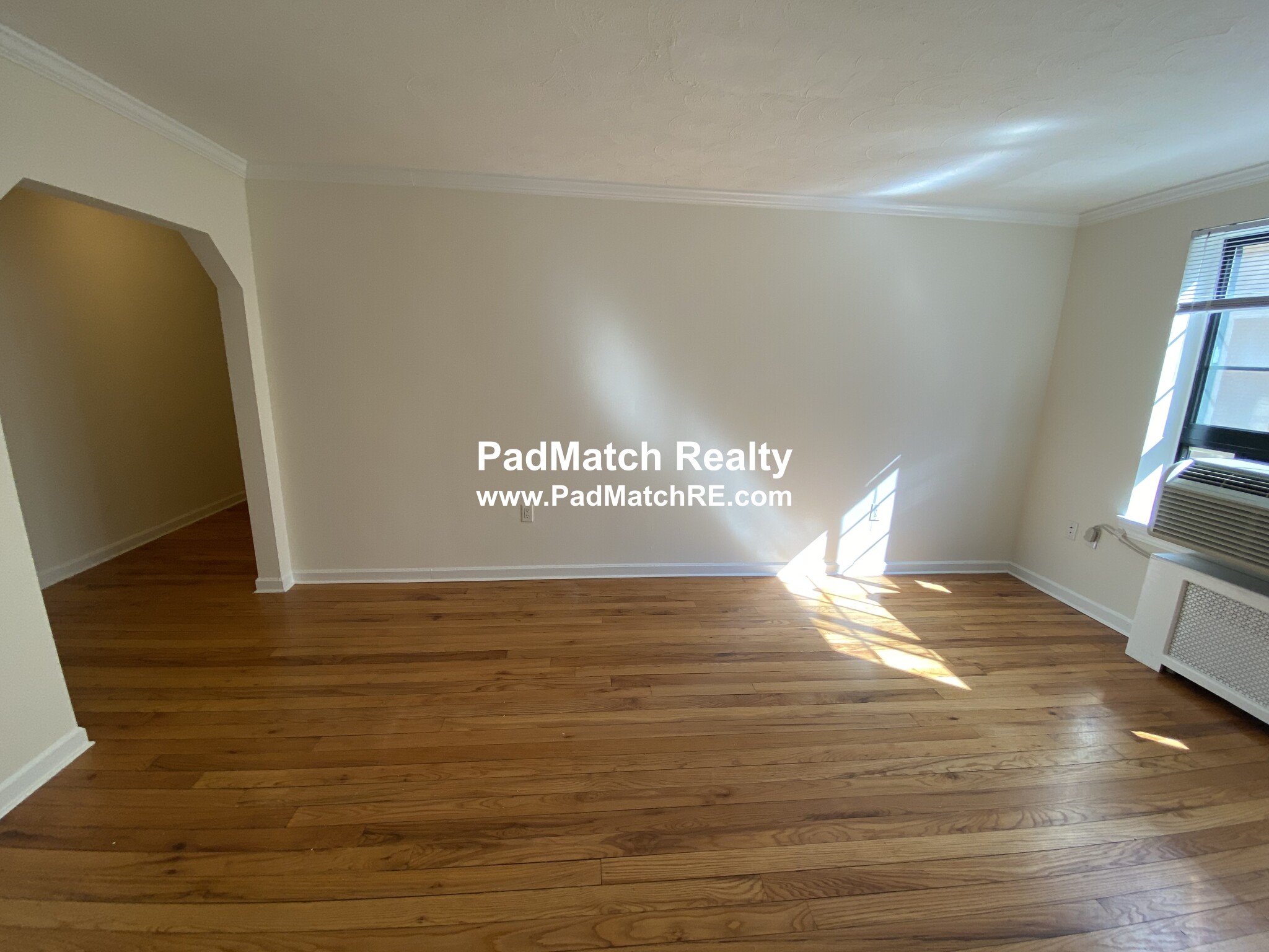 60 Brattle St, Harvard Square