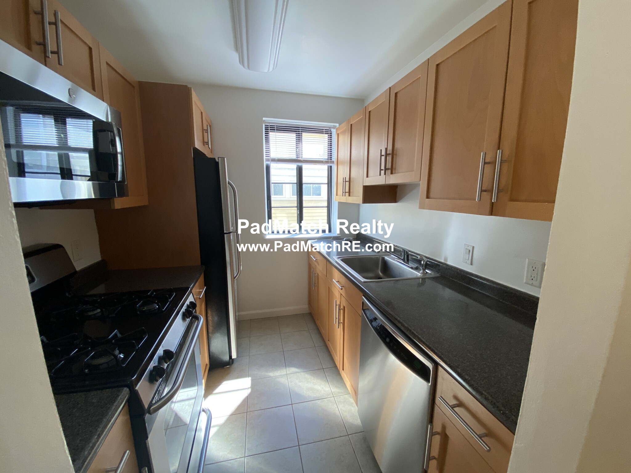 60 Brattle St, Harvard Square