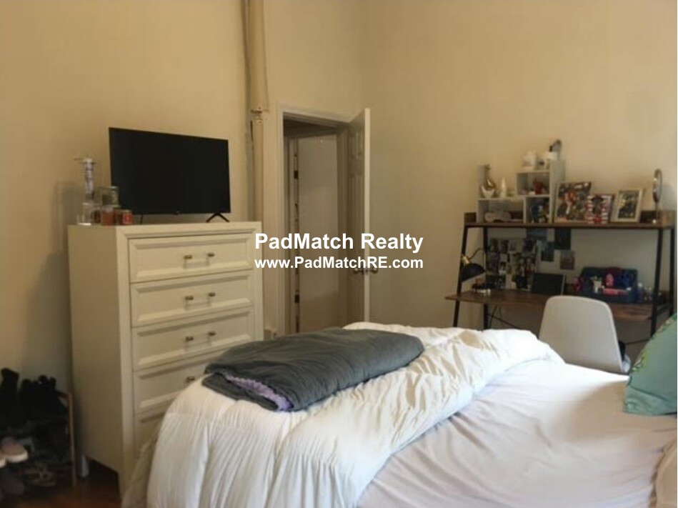 15 Aberdeen St, Fenway