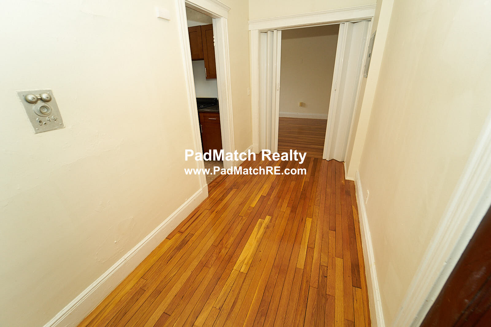 1800 Commonwealth Ave, Brighton