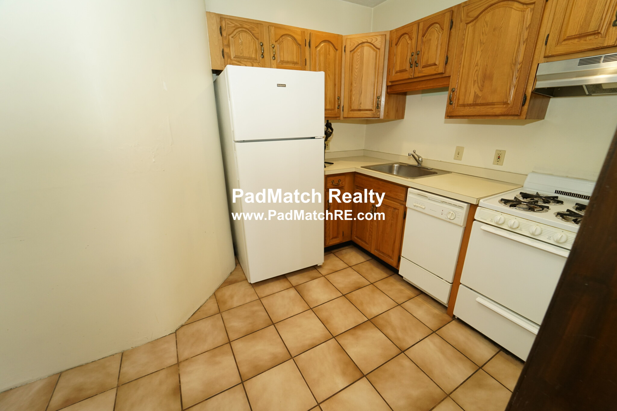 Photo 5 of 240 Kelton St. Unit 4