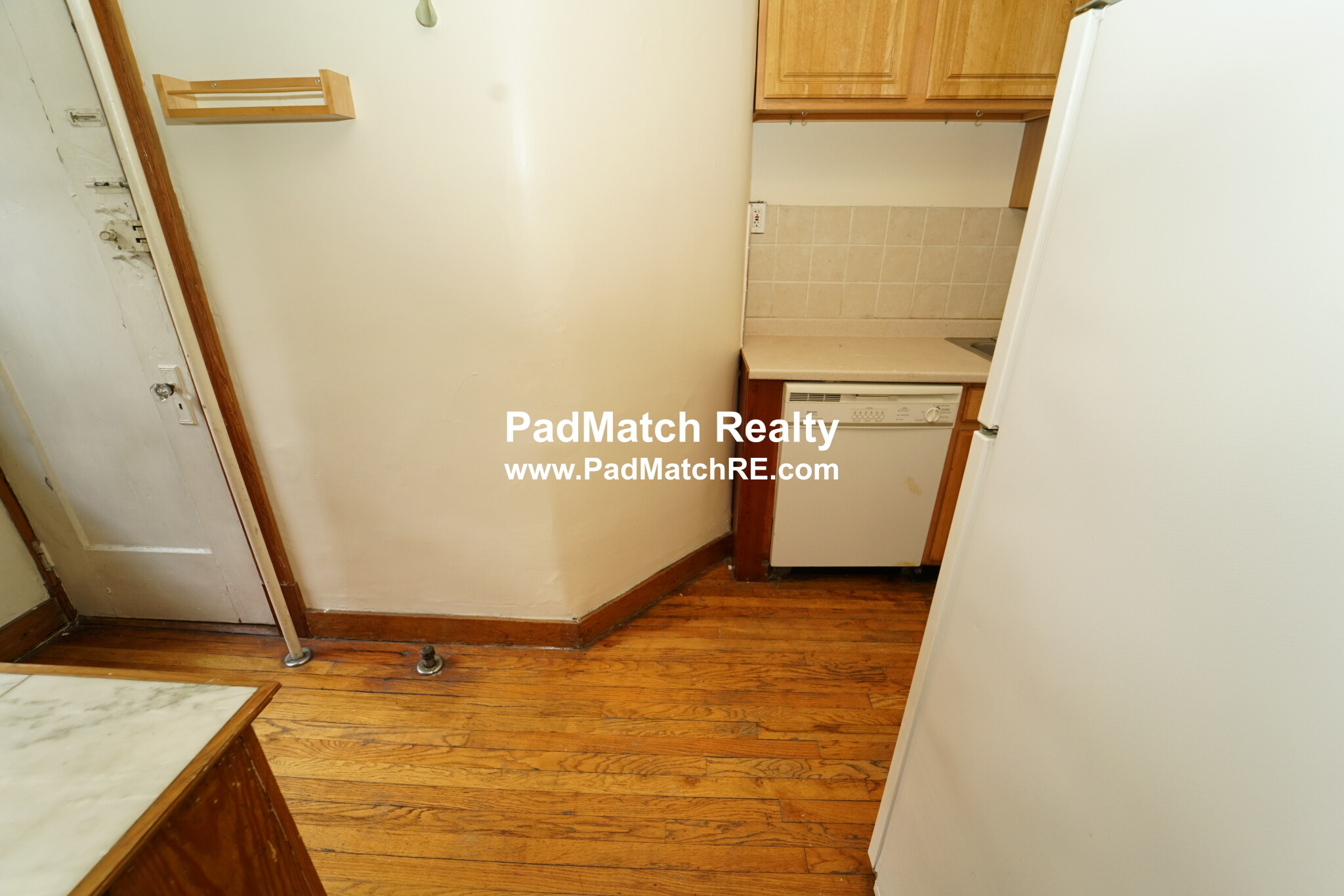 Photo 4 of 240 Kelton St. Unit 9