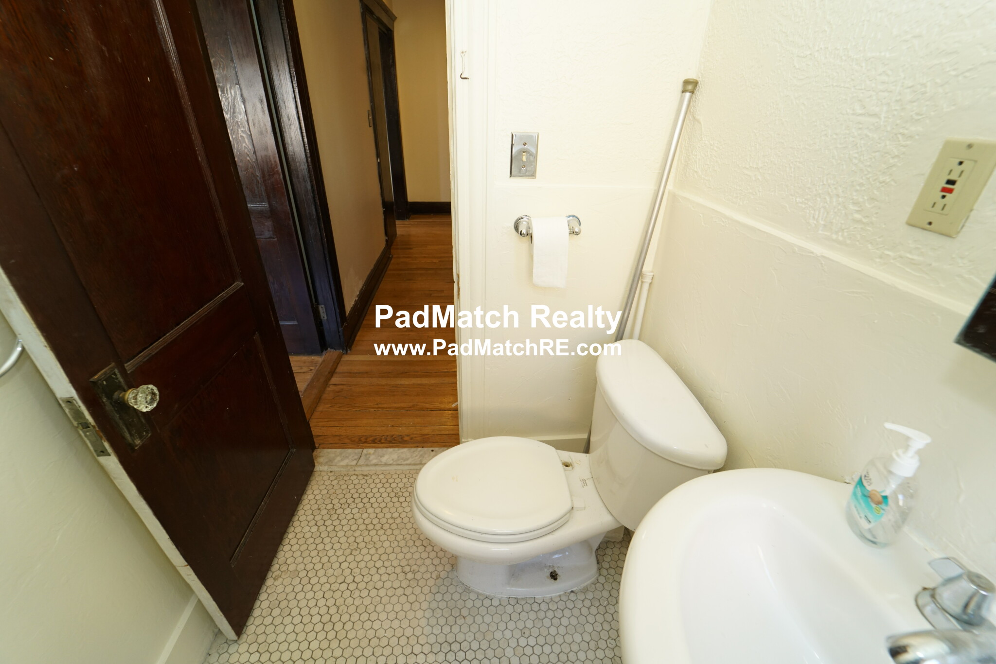 240 Kelton St, Allston