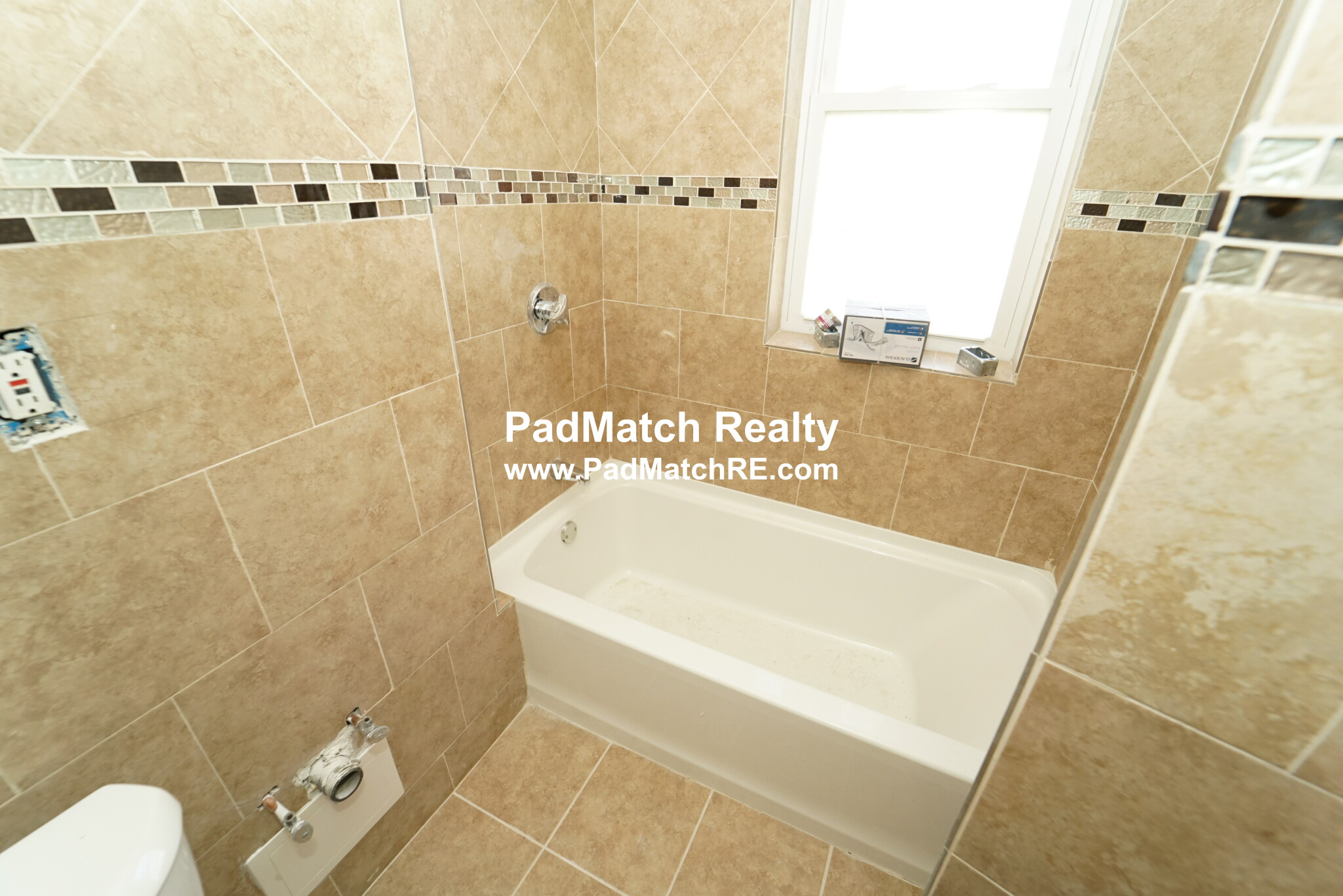 2.5 bed, 1 bath apartment for rent at 248 Kelton St Unit 9A, Allston — photo 16 of 19