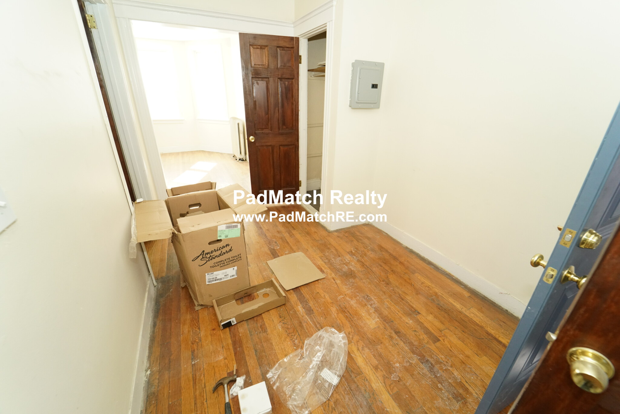 2.5 bed, 1 bath apartment for rent at 248 Kelton St Unit 9A, Allston — photo 3 of 19