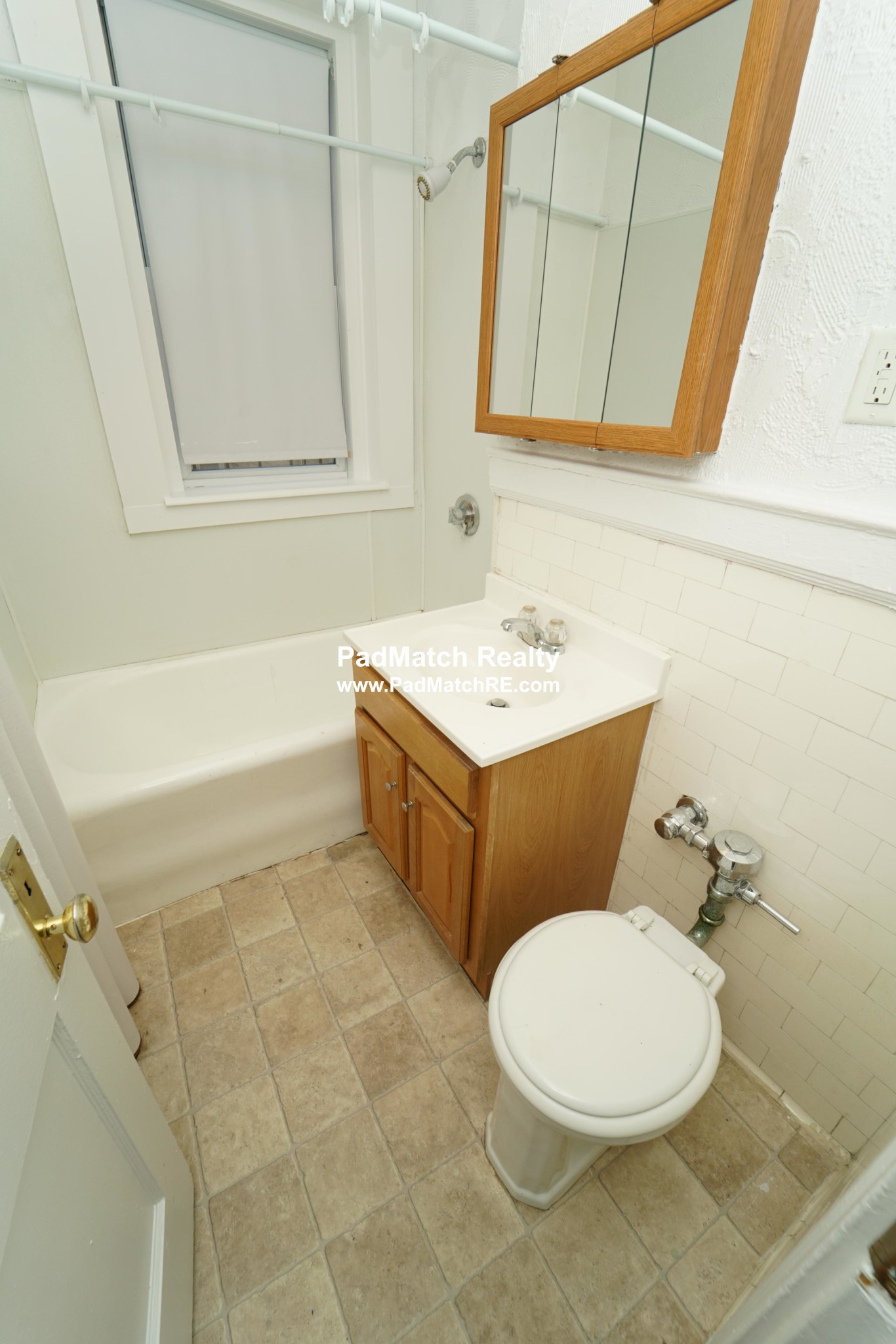 1171 Boylston St, Fenway