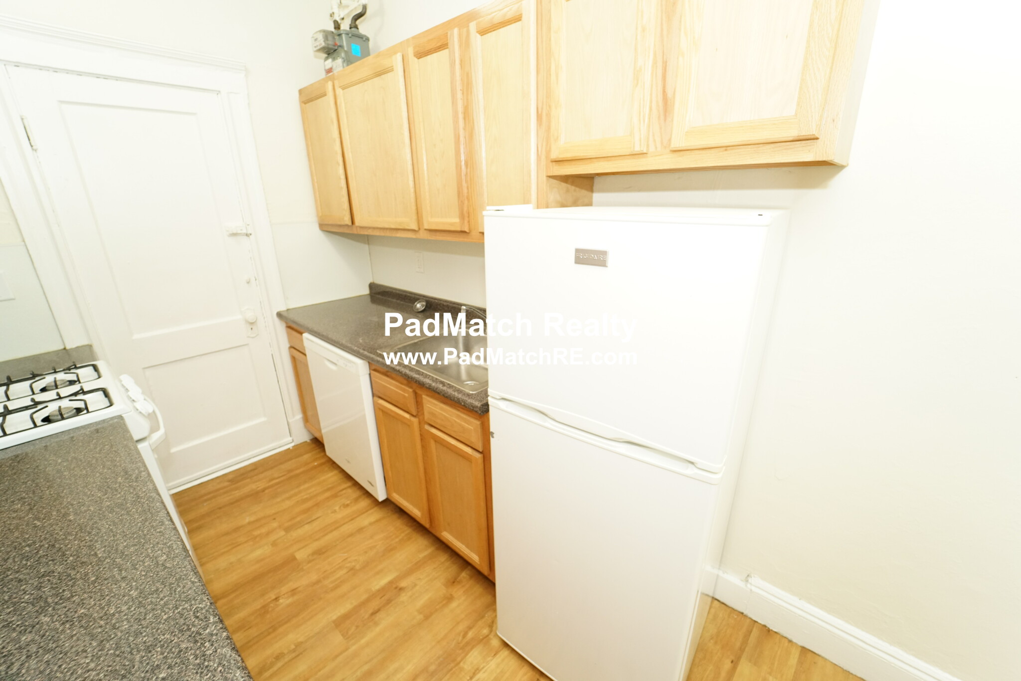 1171 Boylston St, Fenway