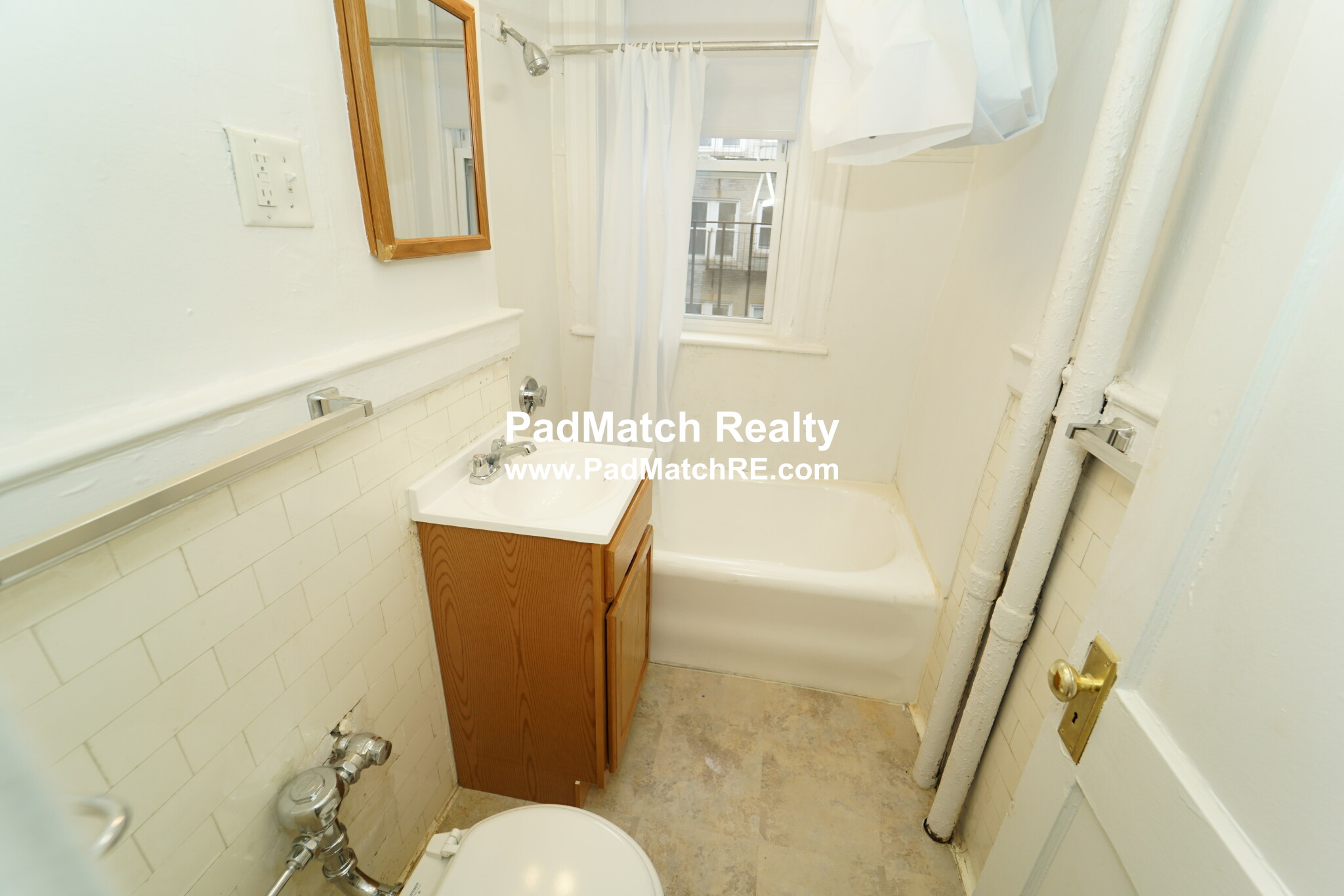 1171 Boylston St, Fenway