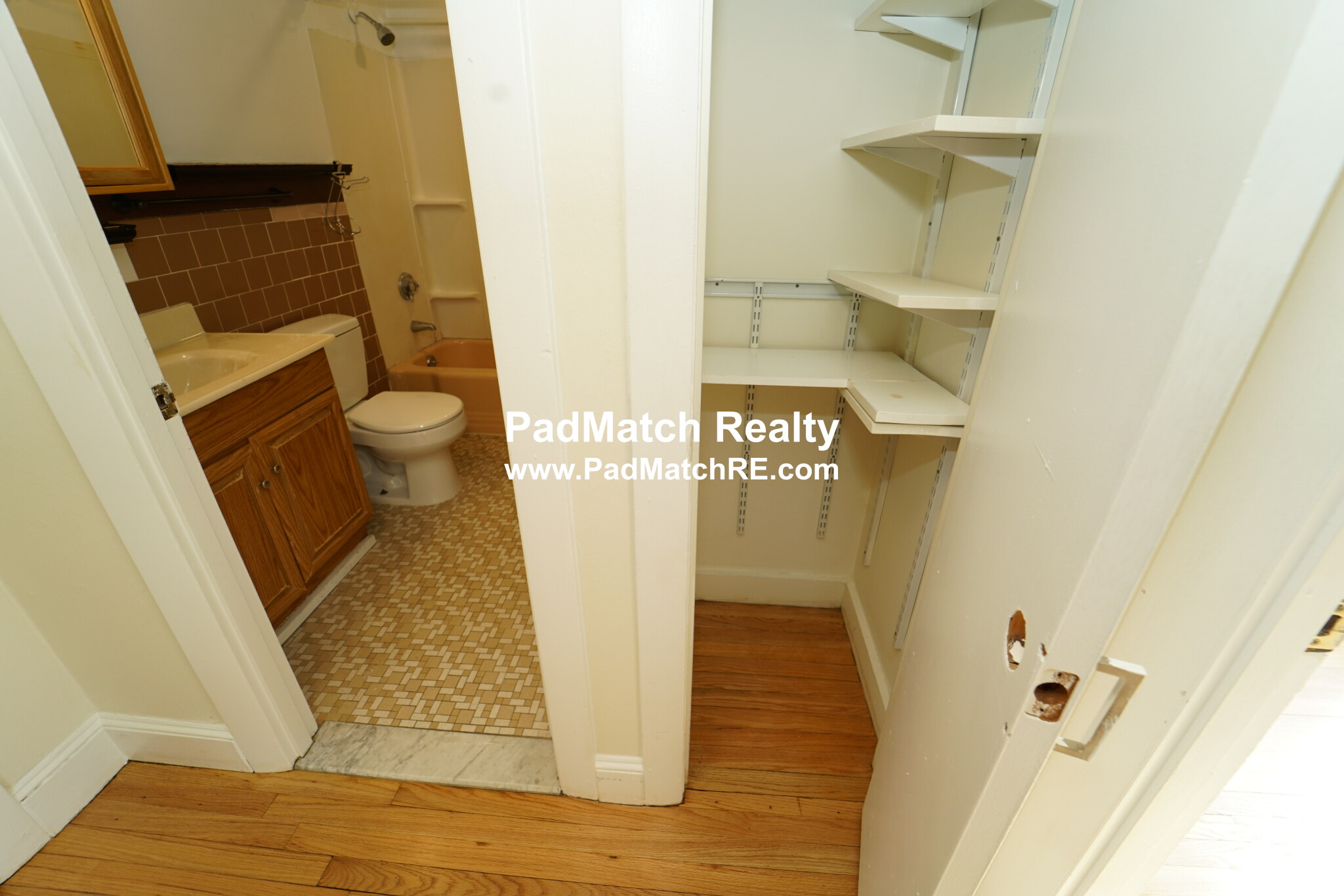 33 Lancaster Ter, Washington Square