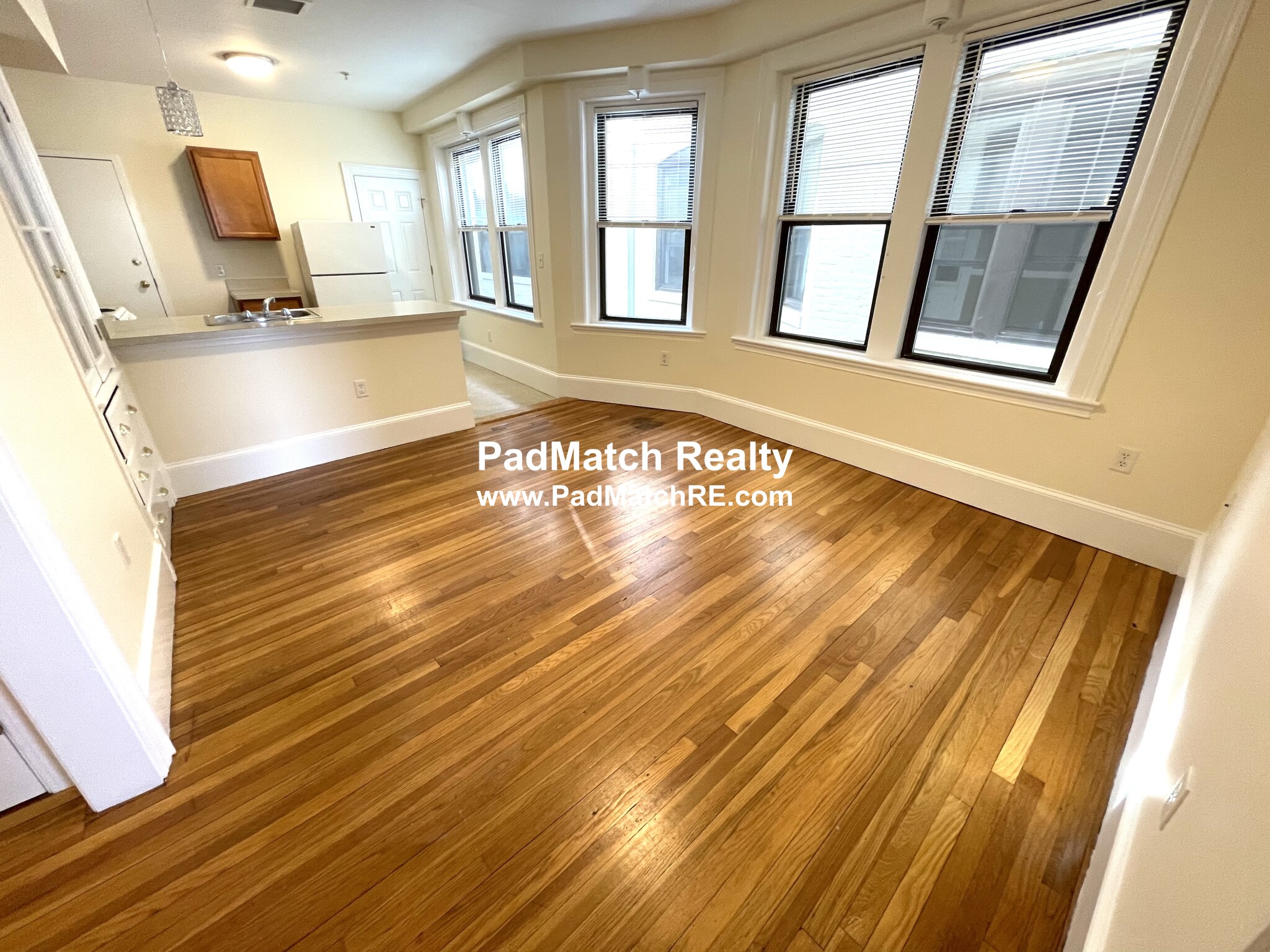 885 Massachusetts Ave, Mid Cambridge