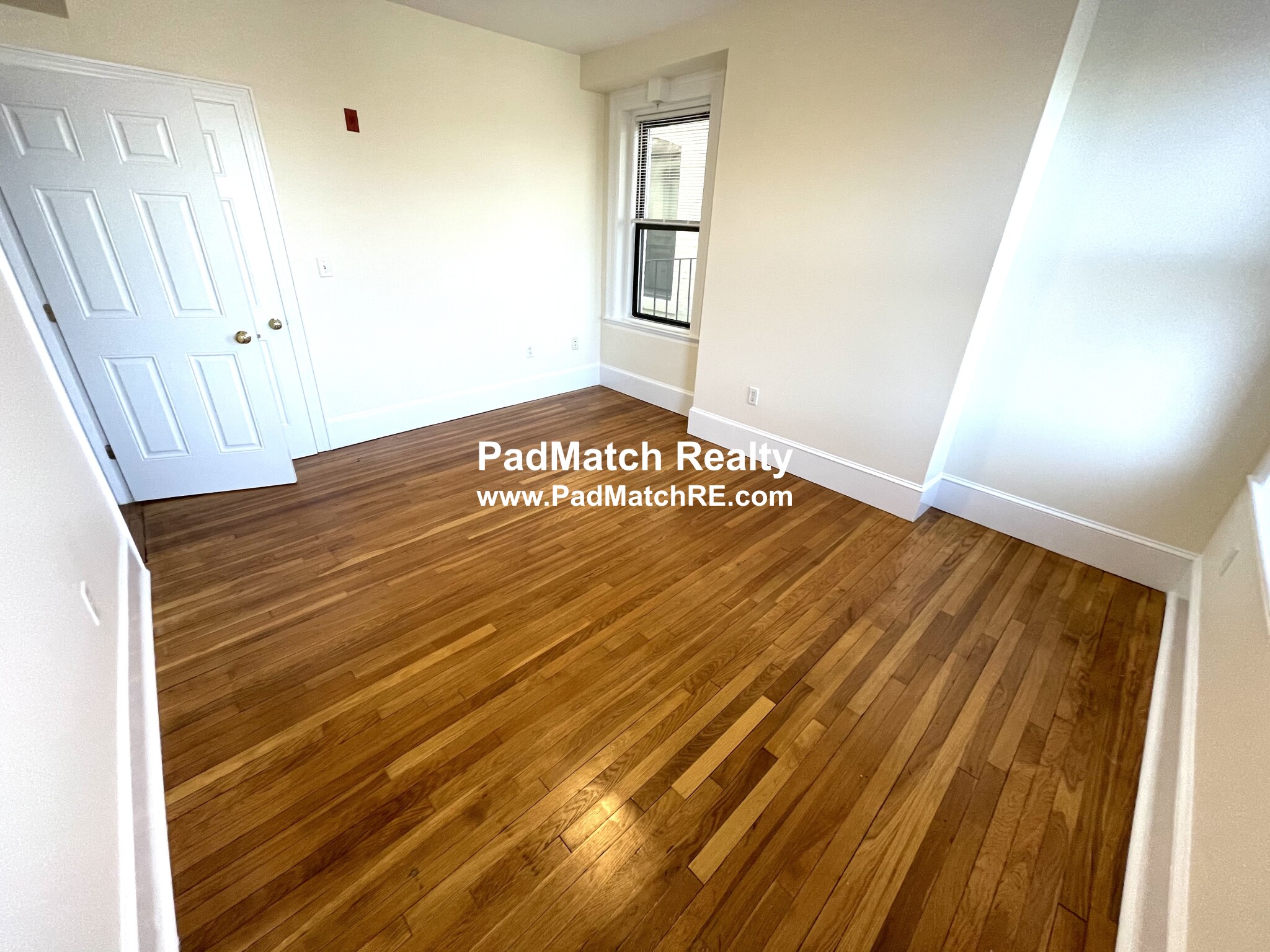 885 Massachusetts Ave, Mid Cambridge