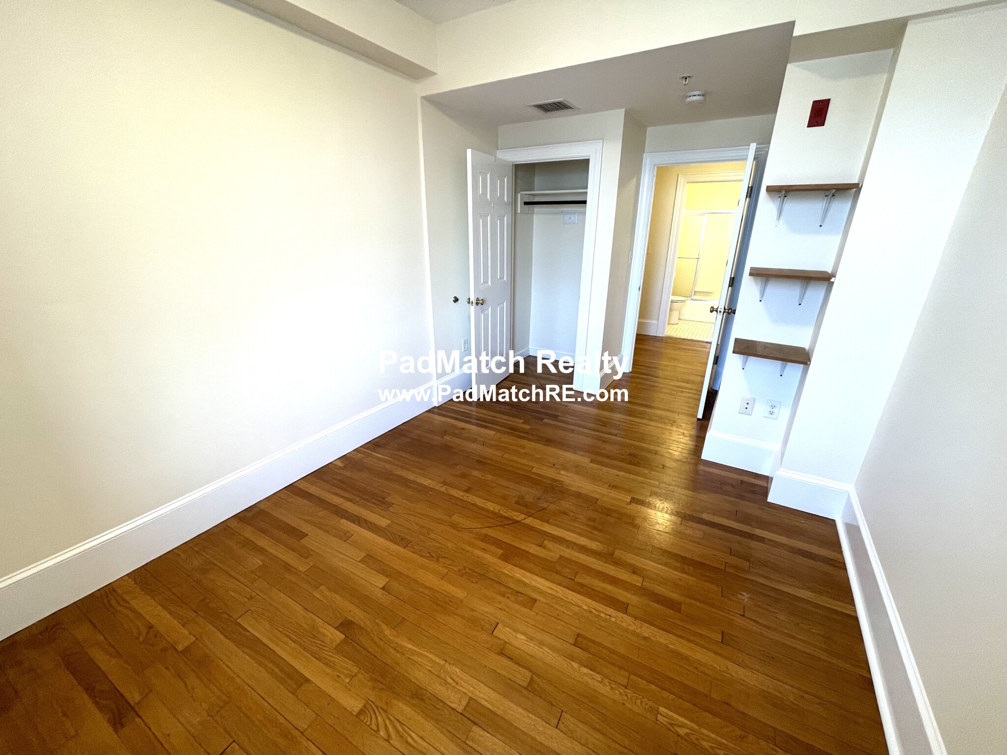 885 Massachusetts Ave, Mid Cambridge