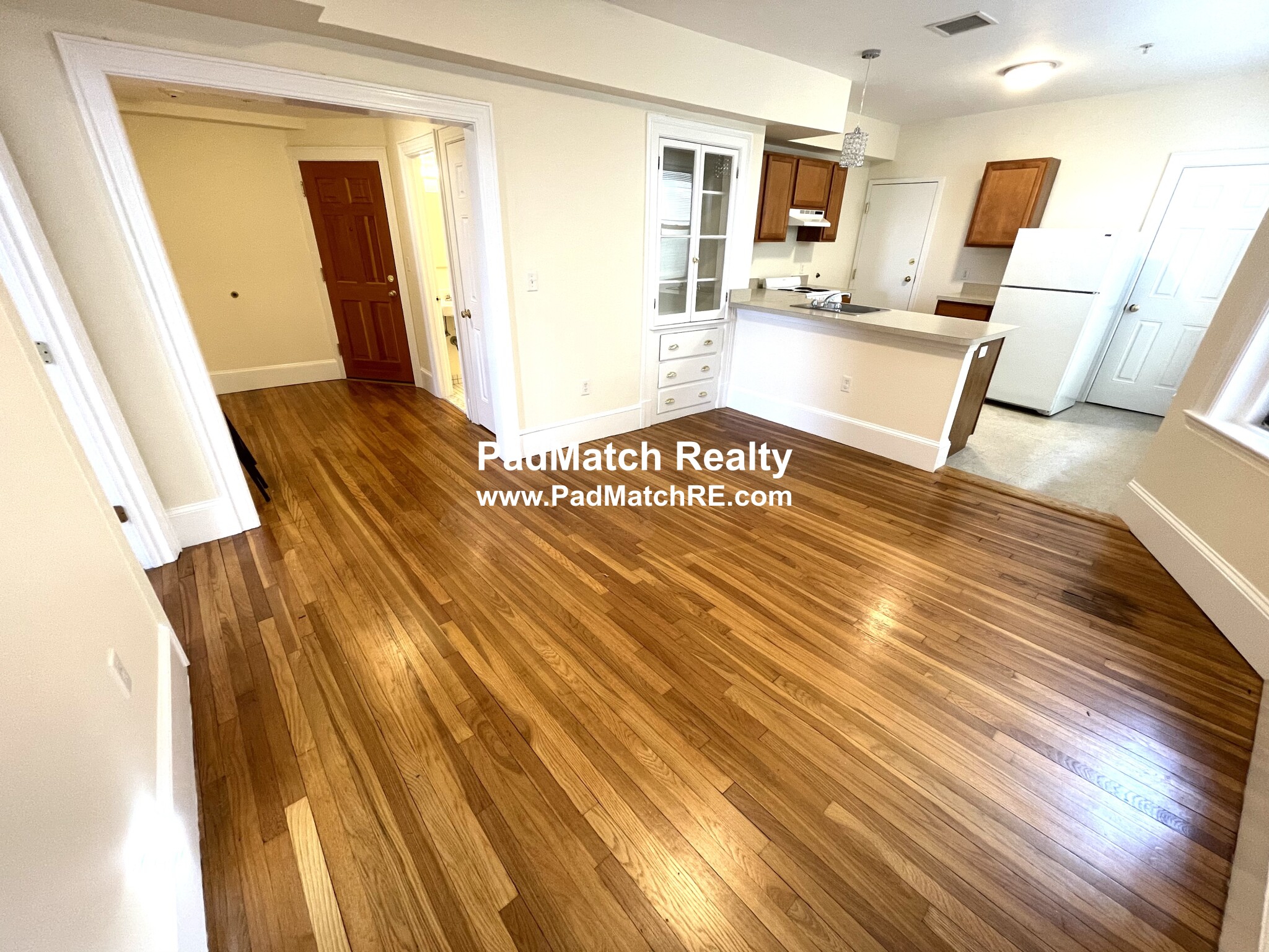 885 Massachusetts Ave, Mid Cambridge